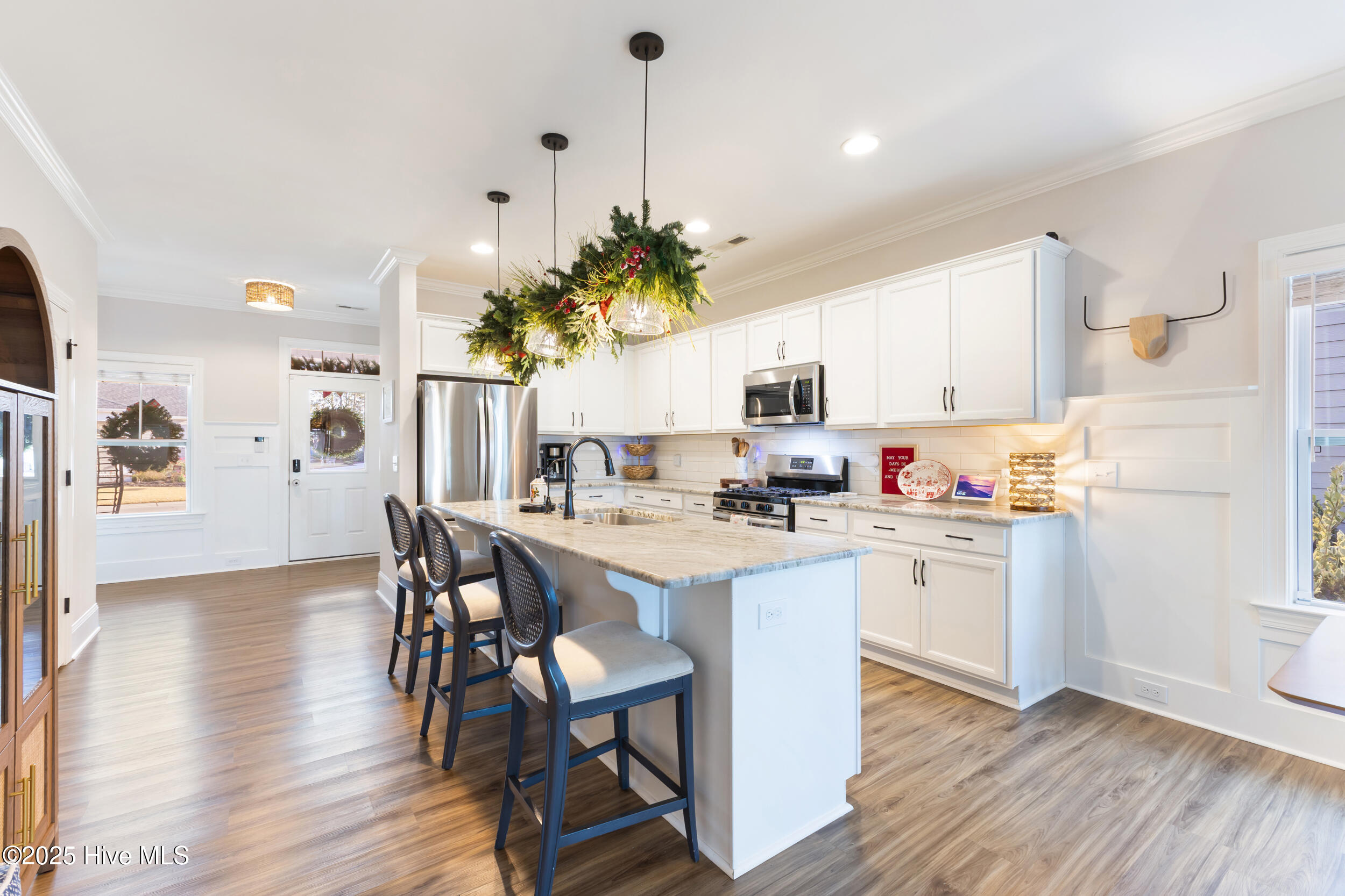 283 Hanover Lakes Drive