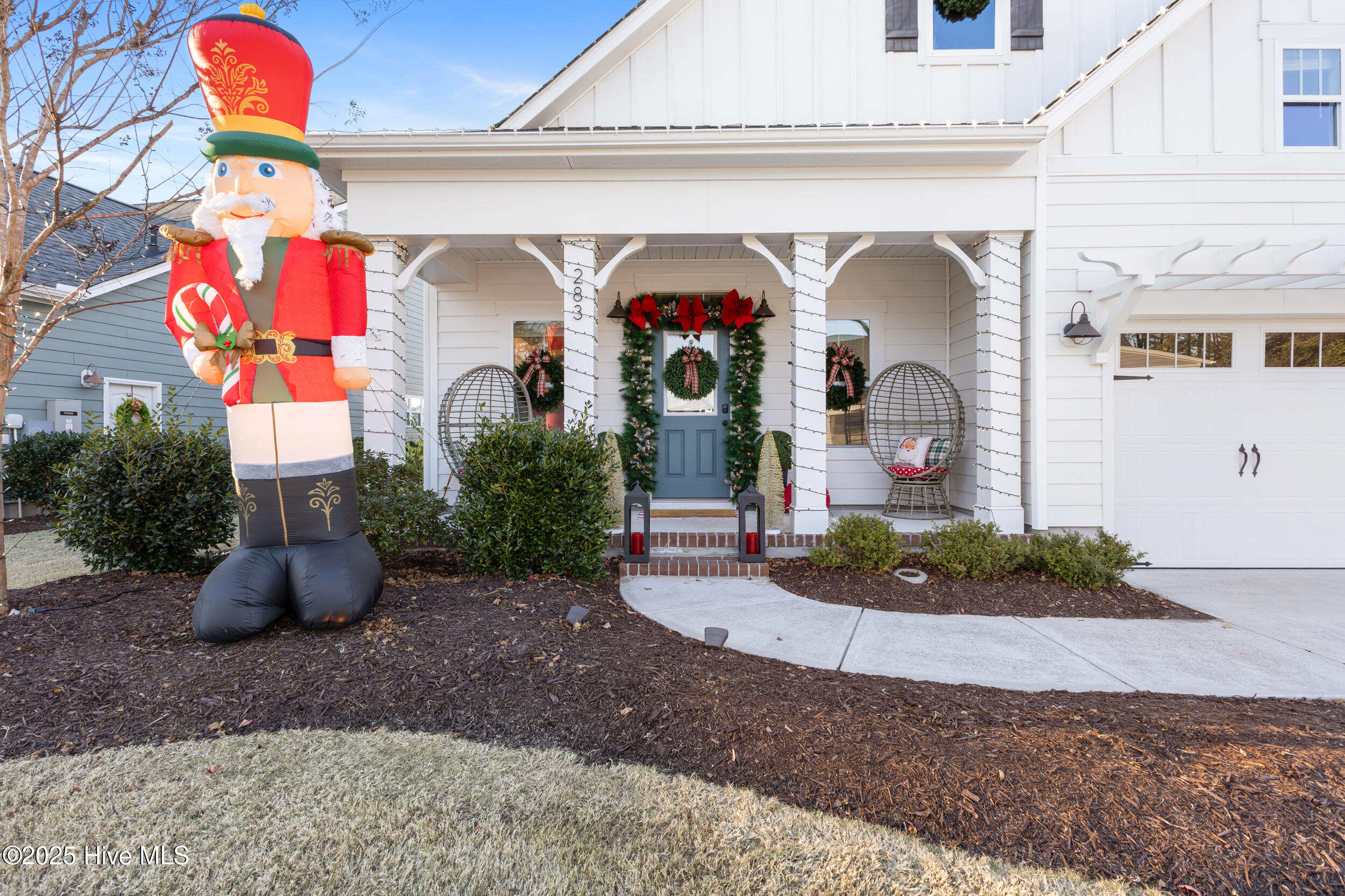 283 Hanover Lakes Drive