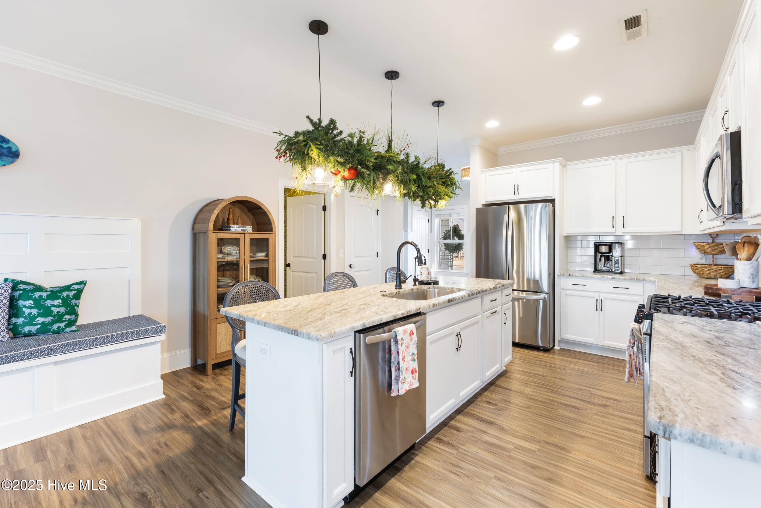 283 Hanover Lakes Drive