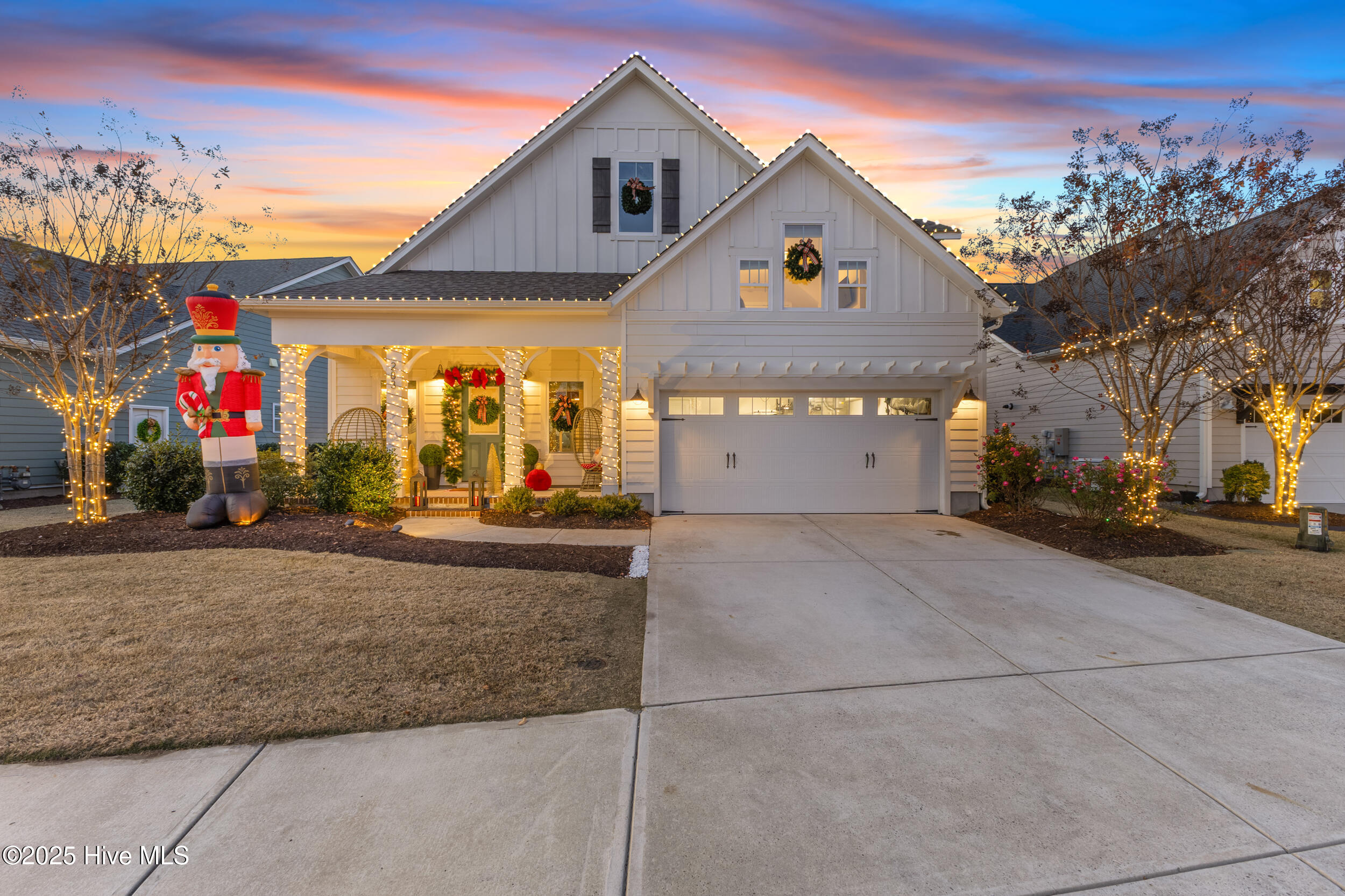 283 Hanover Lakes Drive