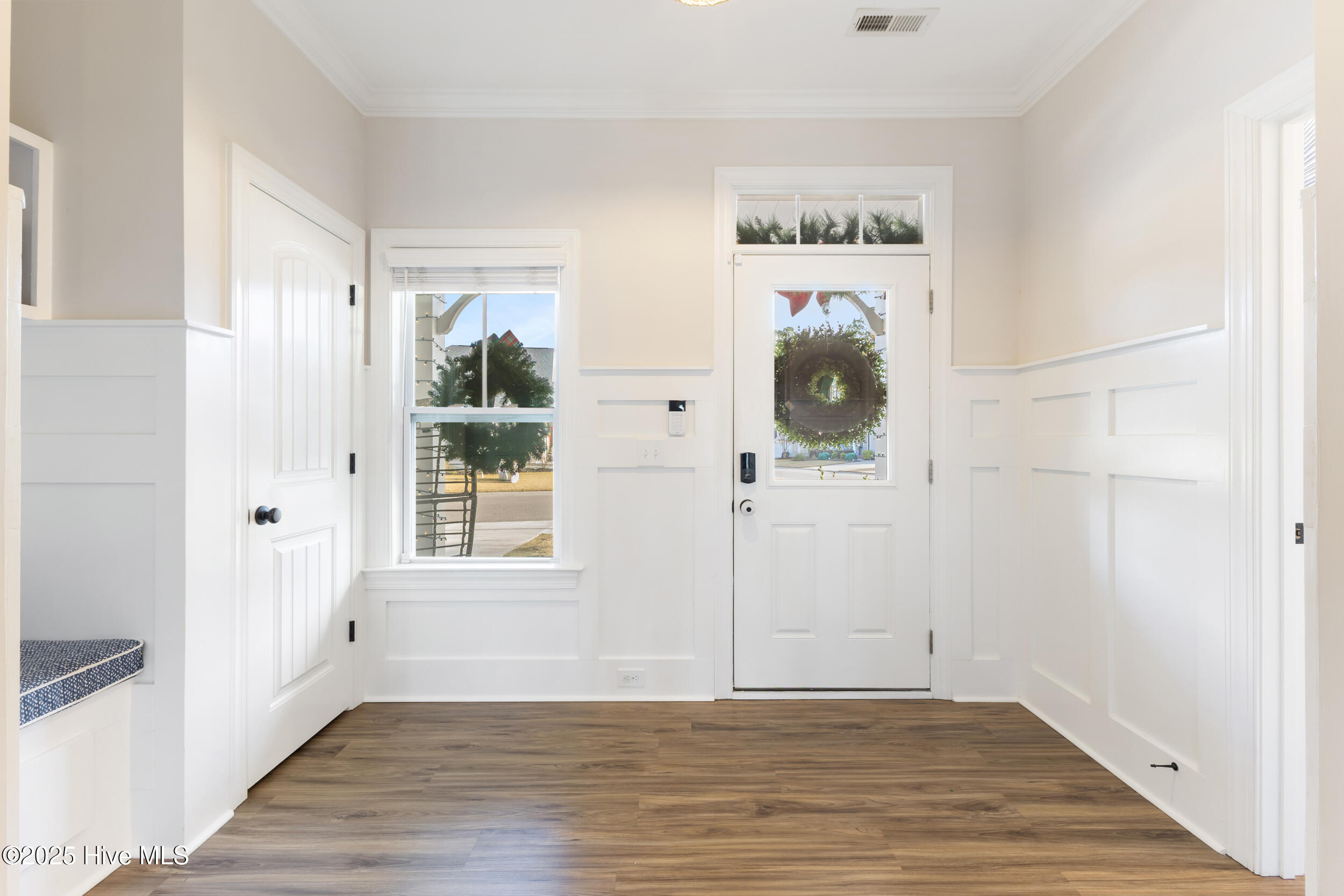 283 Hanover Lakes Drive