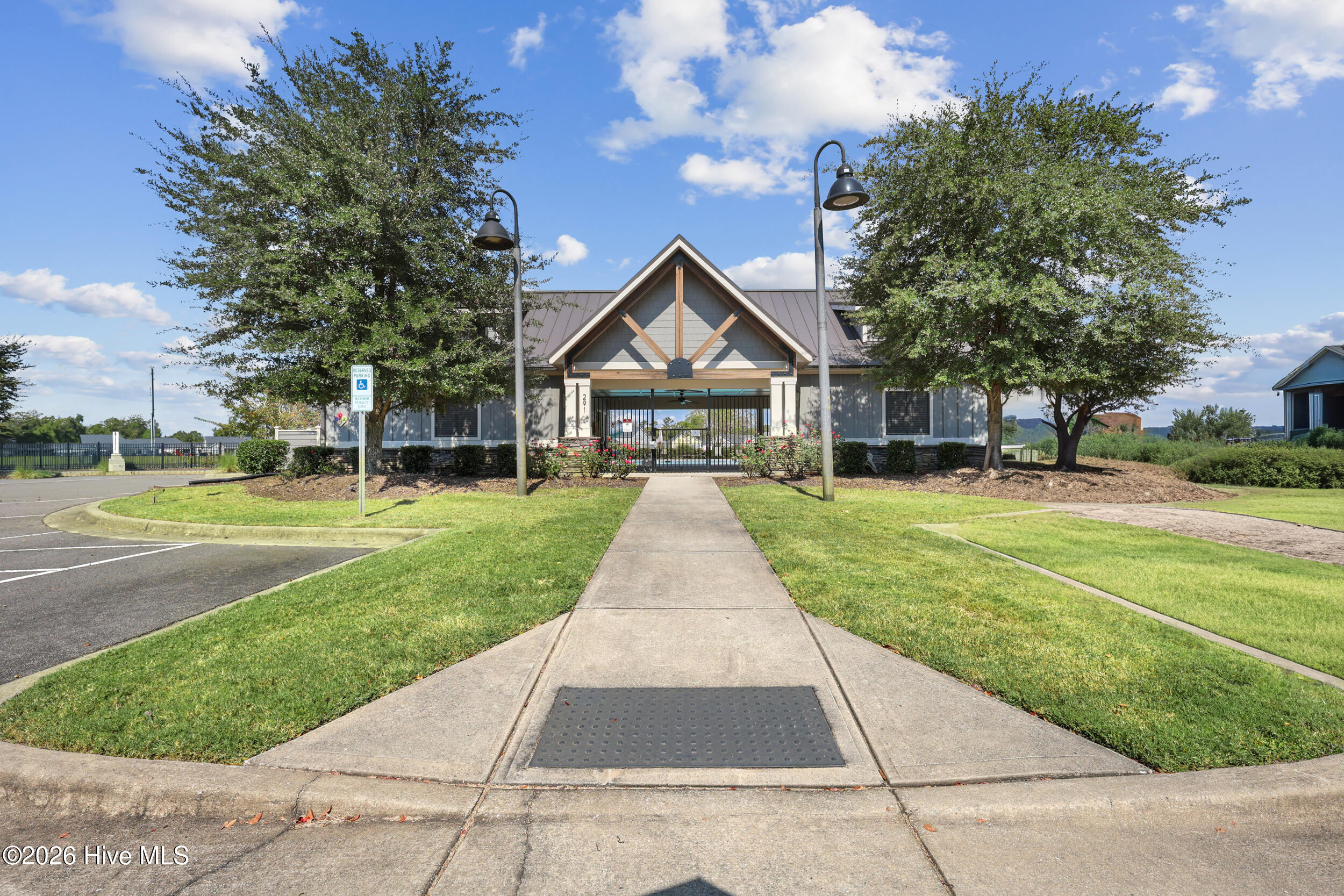 283 Hanover Lakes Drive