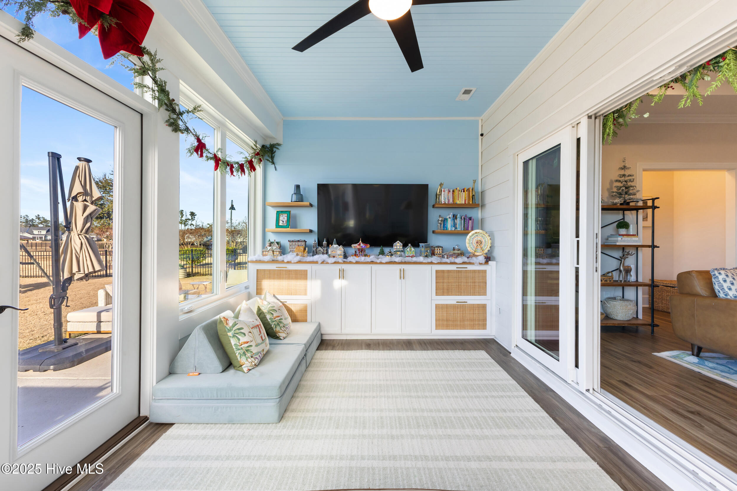 283 Hanover Lakes Drive