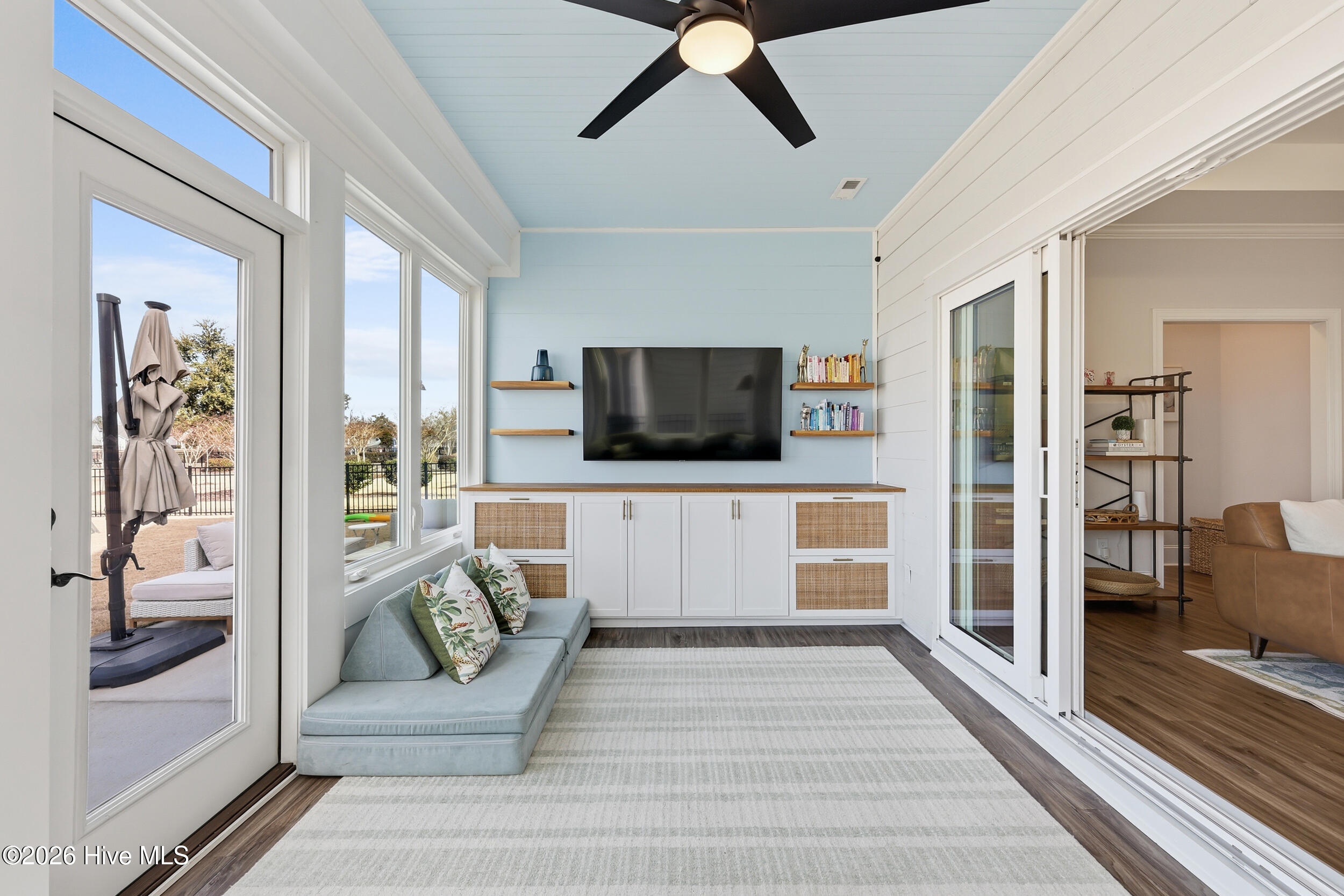 283 Hanover Lakes Drive