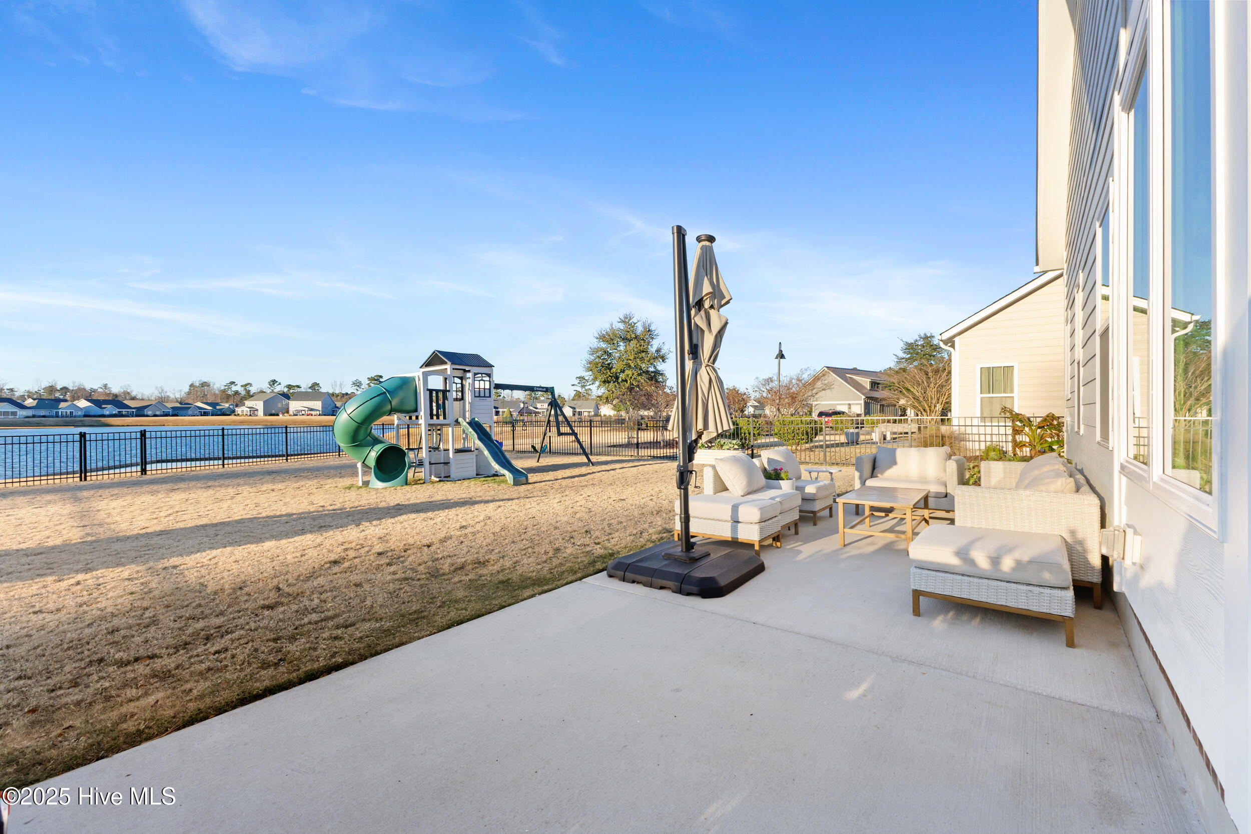 283 Hanover Lakes Drive