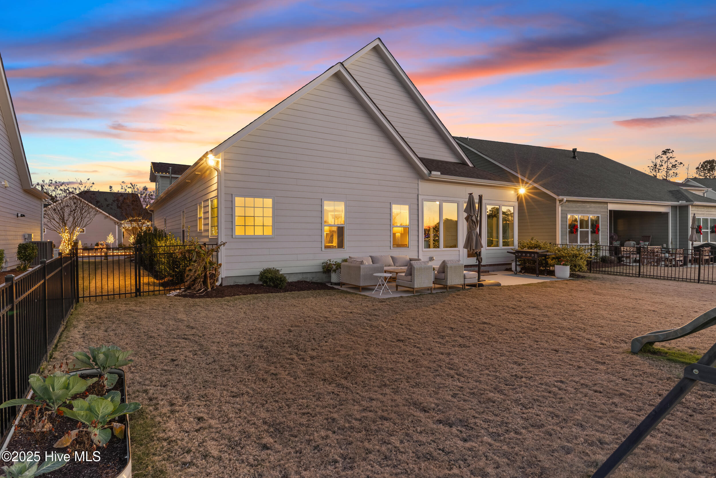 283 Hanover Lakes Drive