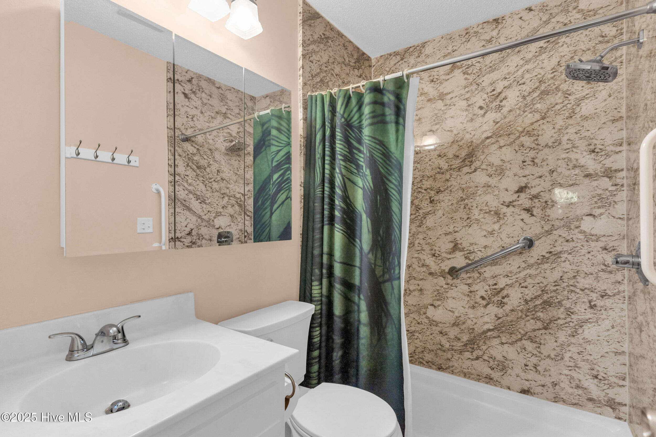 608 The Cape Boulevard