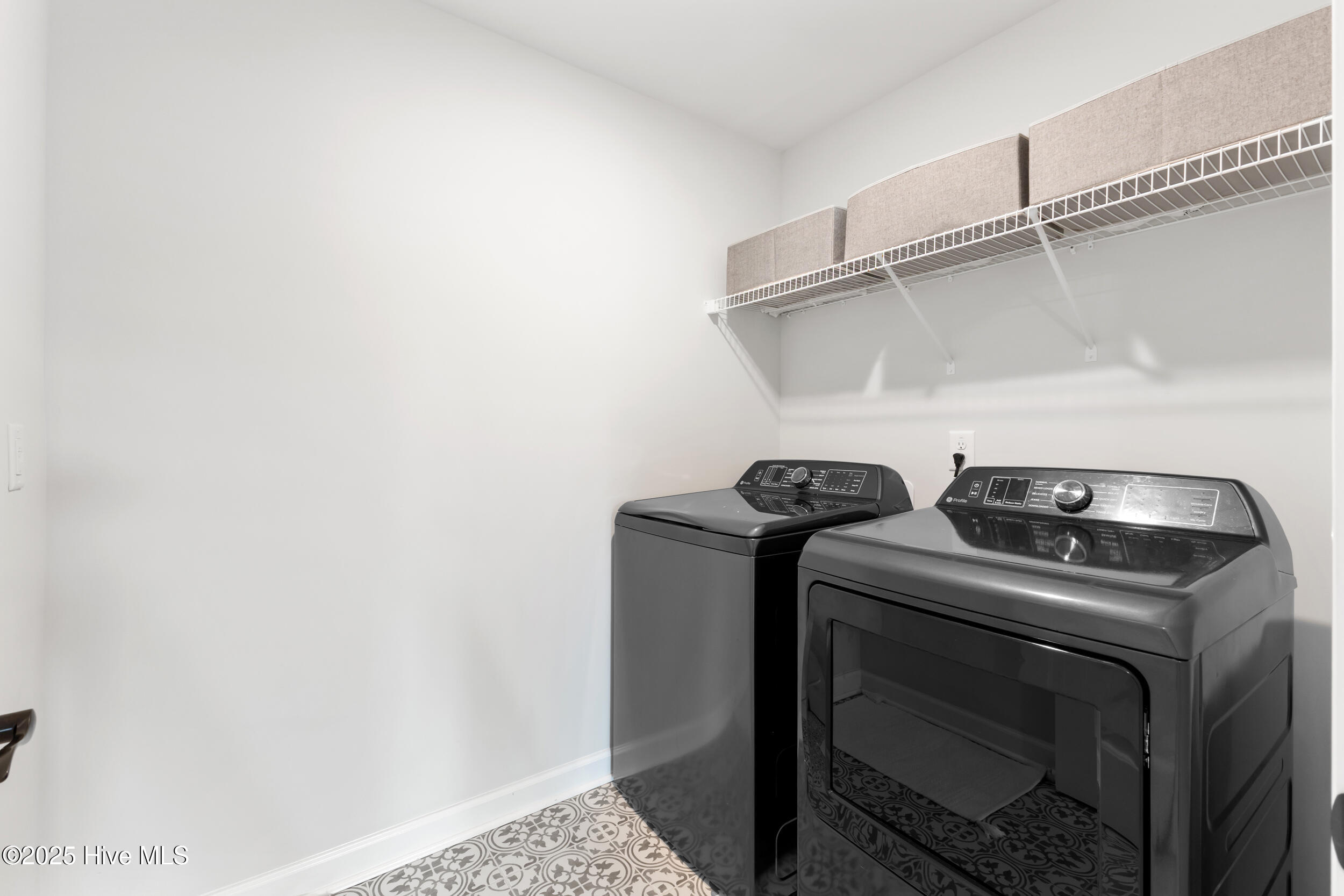 170 N Passerine Path