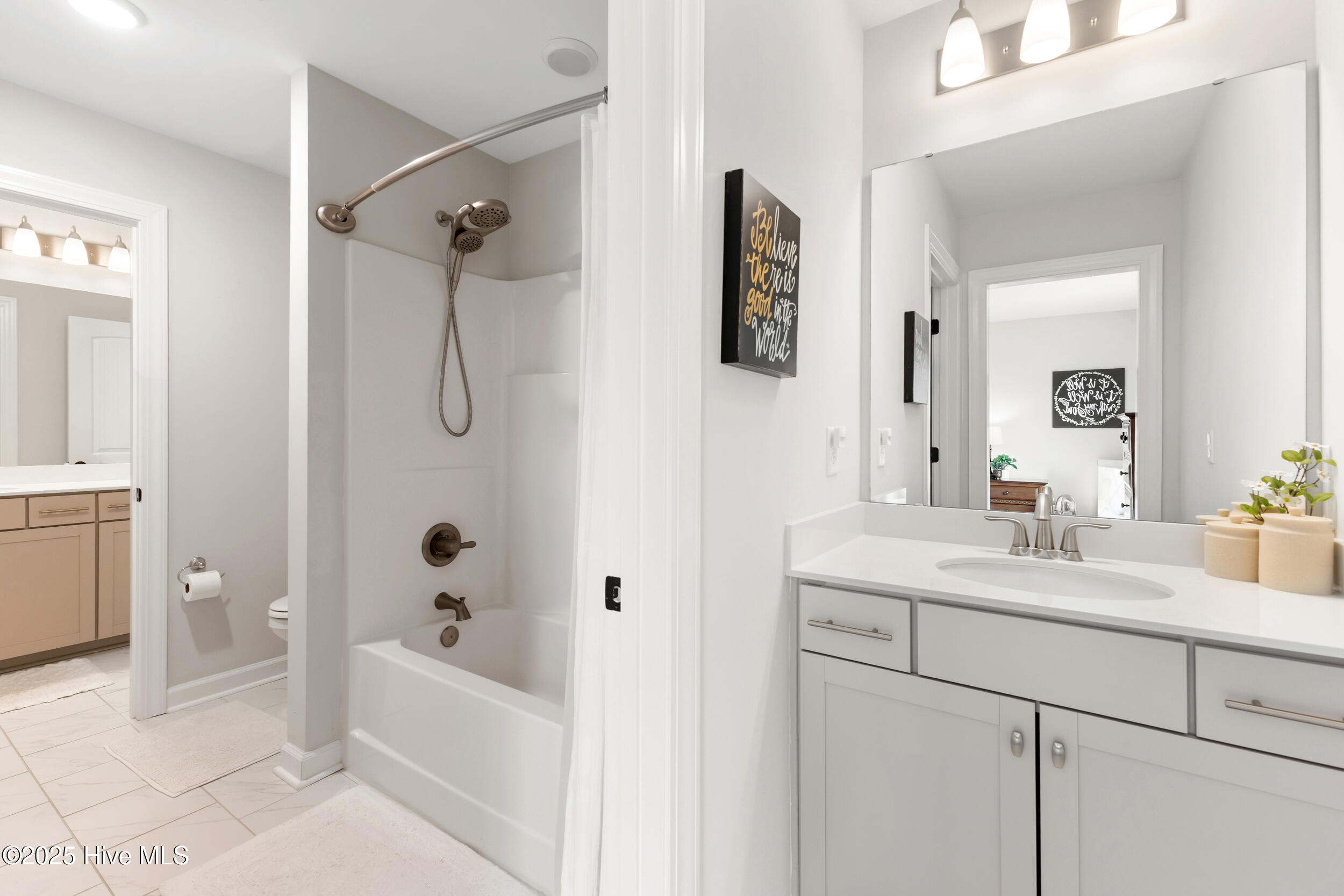 170 N Passerine Path