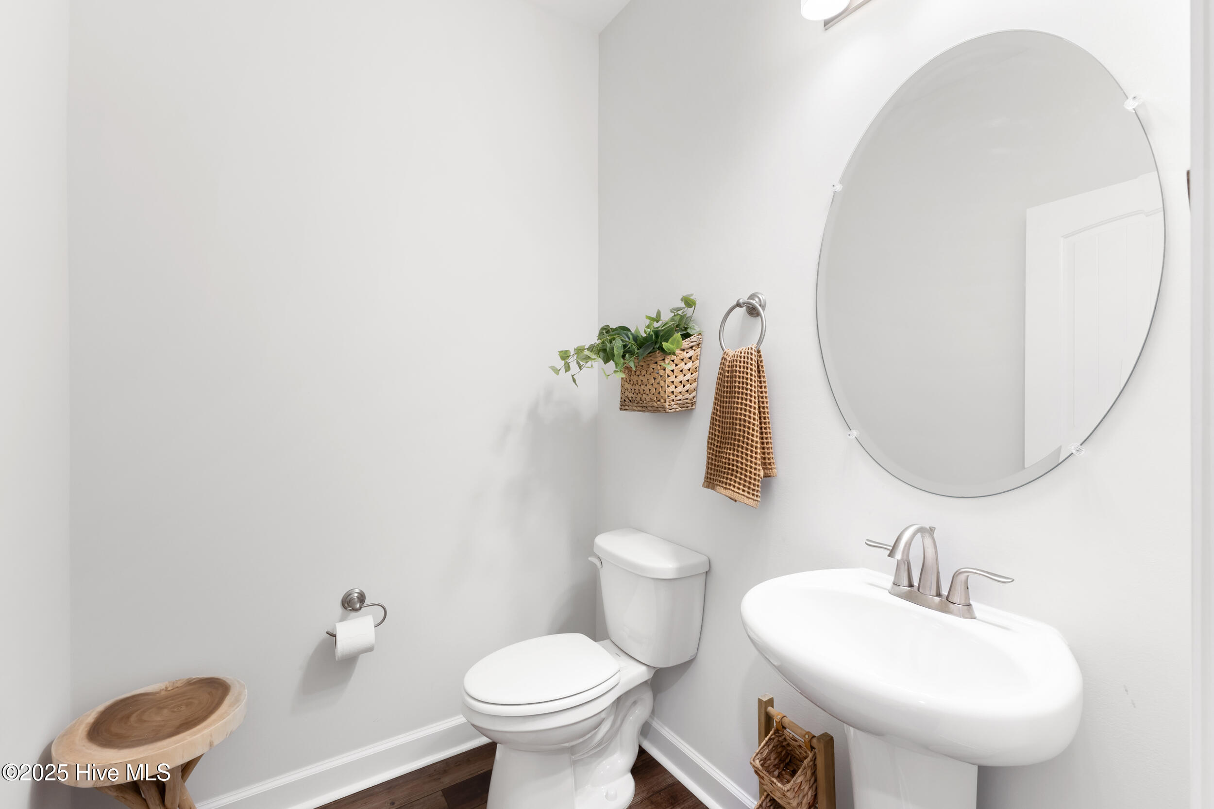 170 N Passerine Path