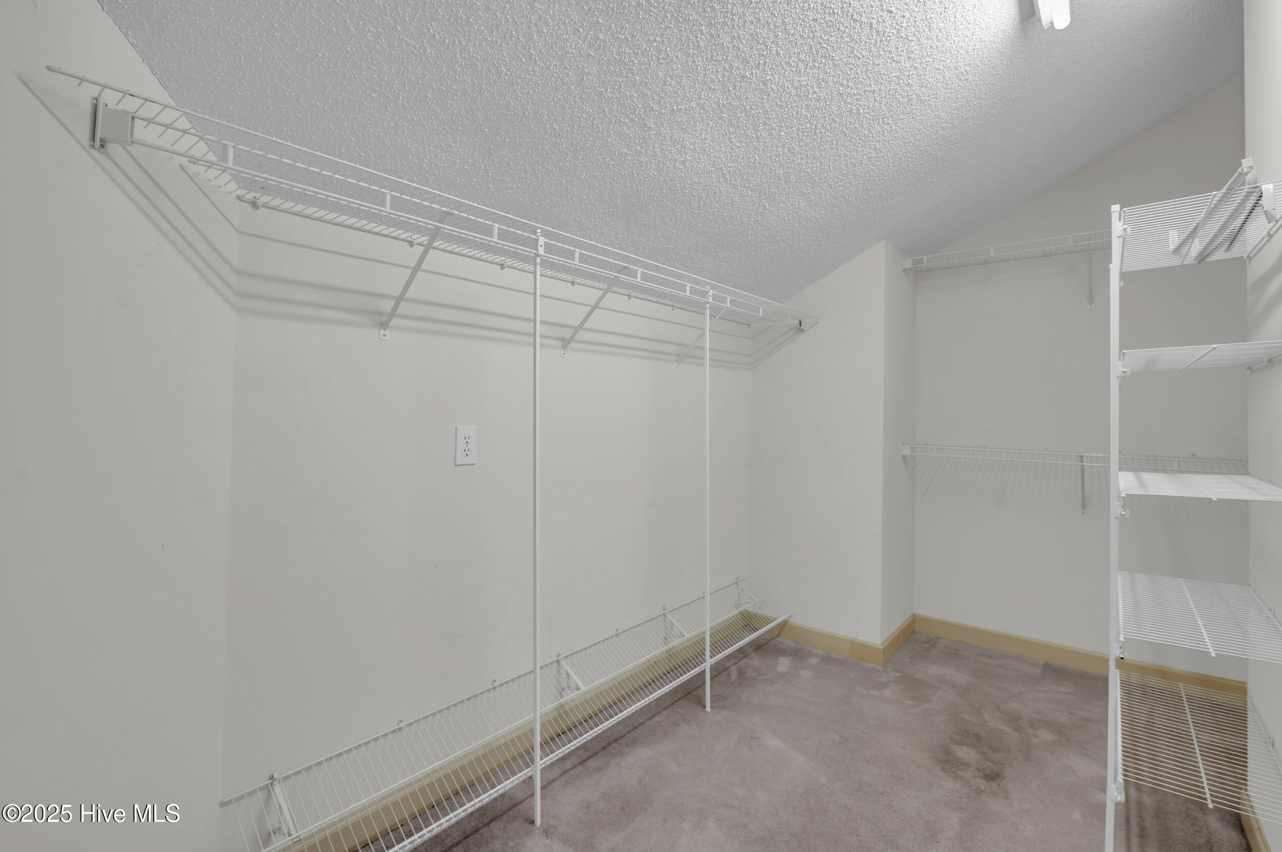 2101 Jumpin Run Drive