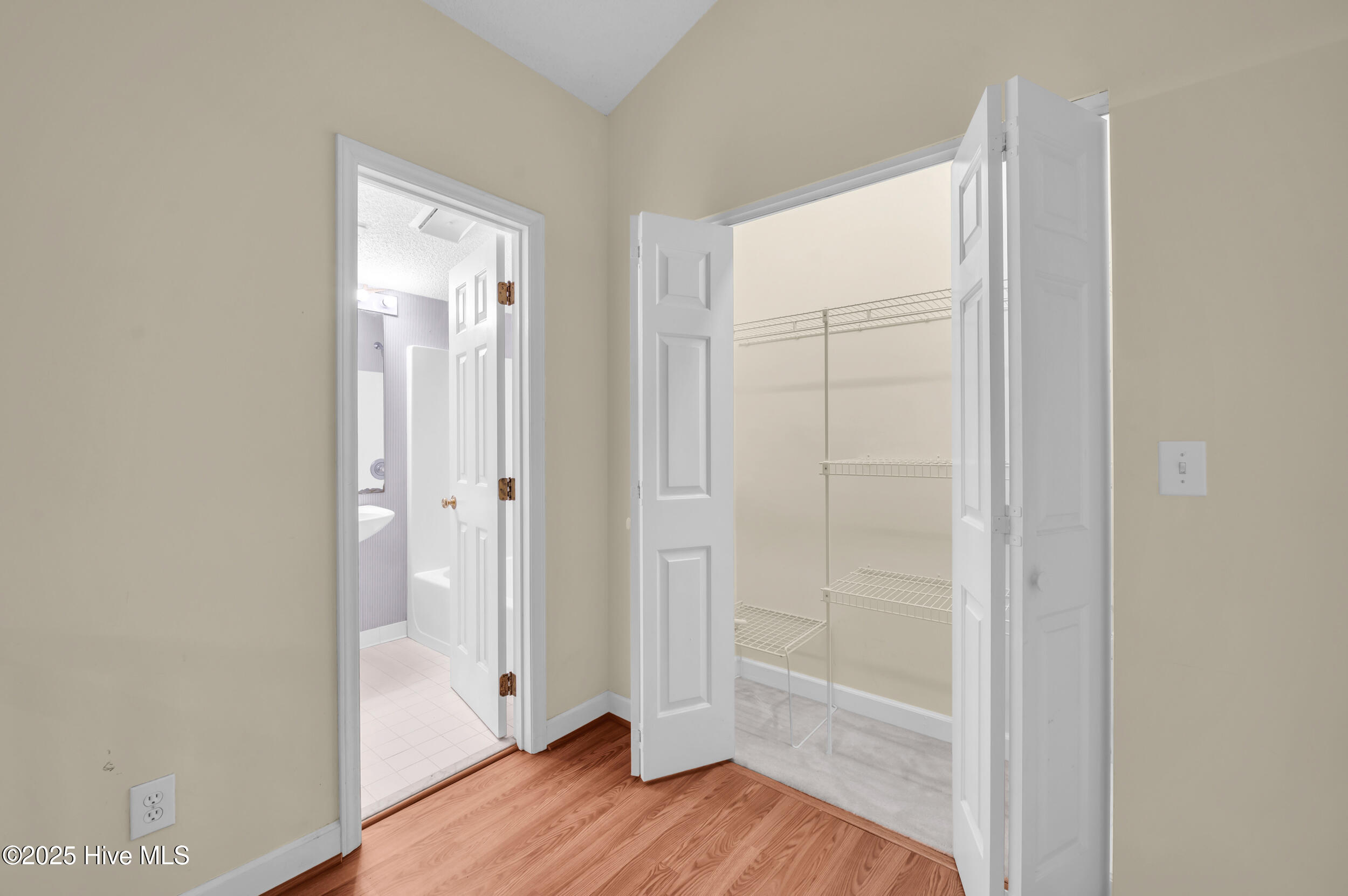 2101 Jumpin Run Drive