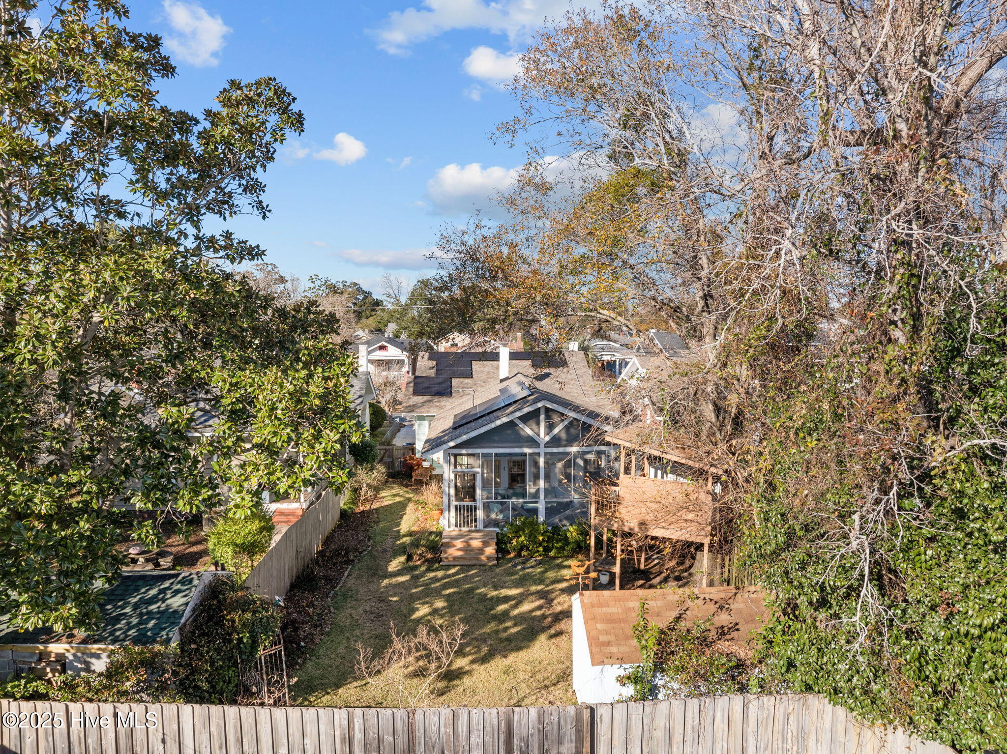 1806 Ann Street
