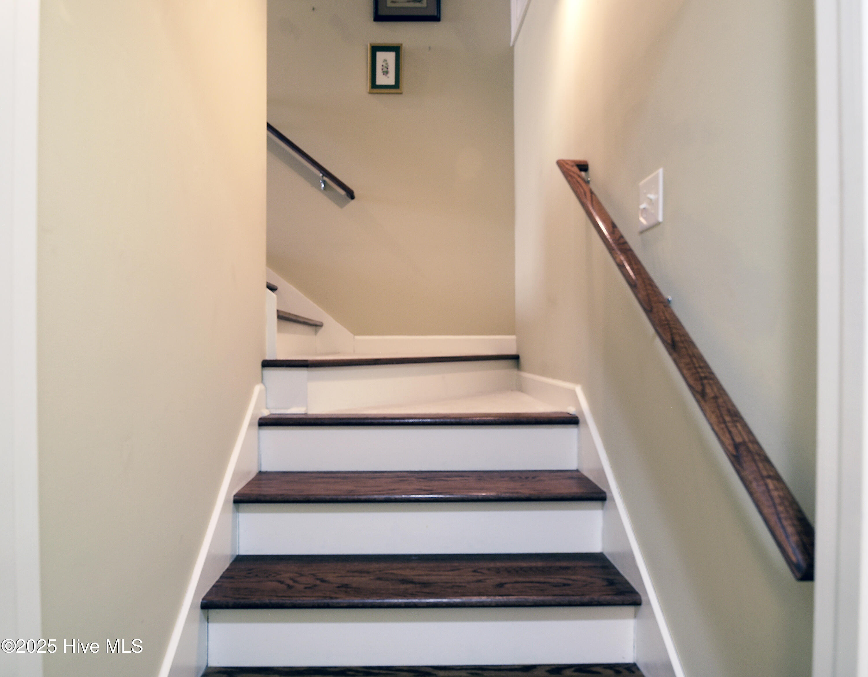 8859 Smithfield Drive NW