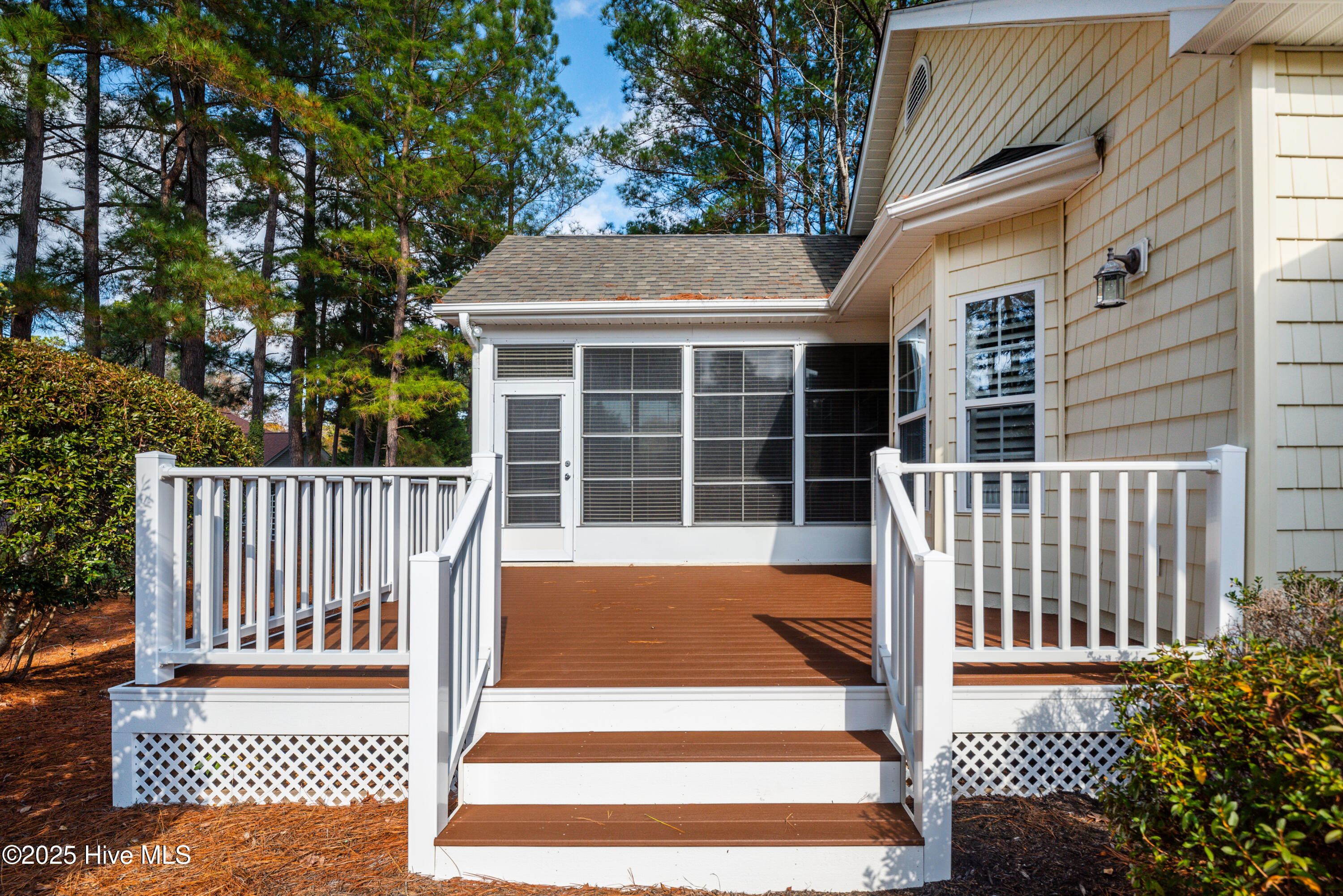 8859 Smithfield Drive NW