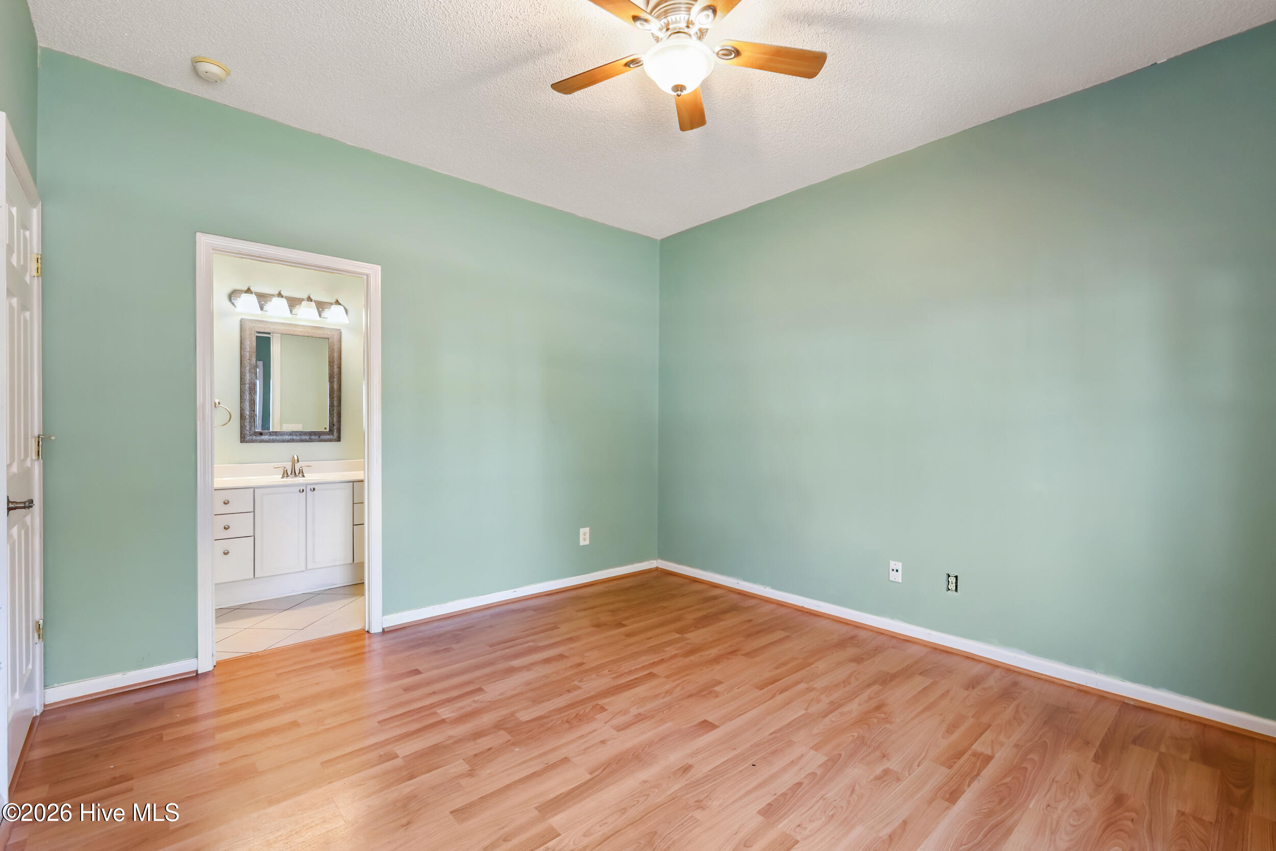 6611 Wedderburn Drive