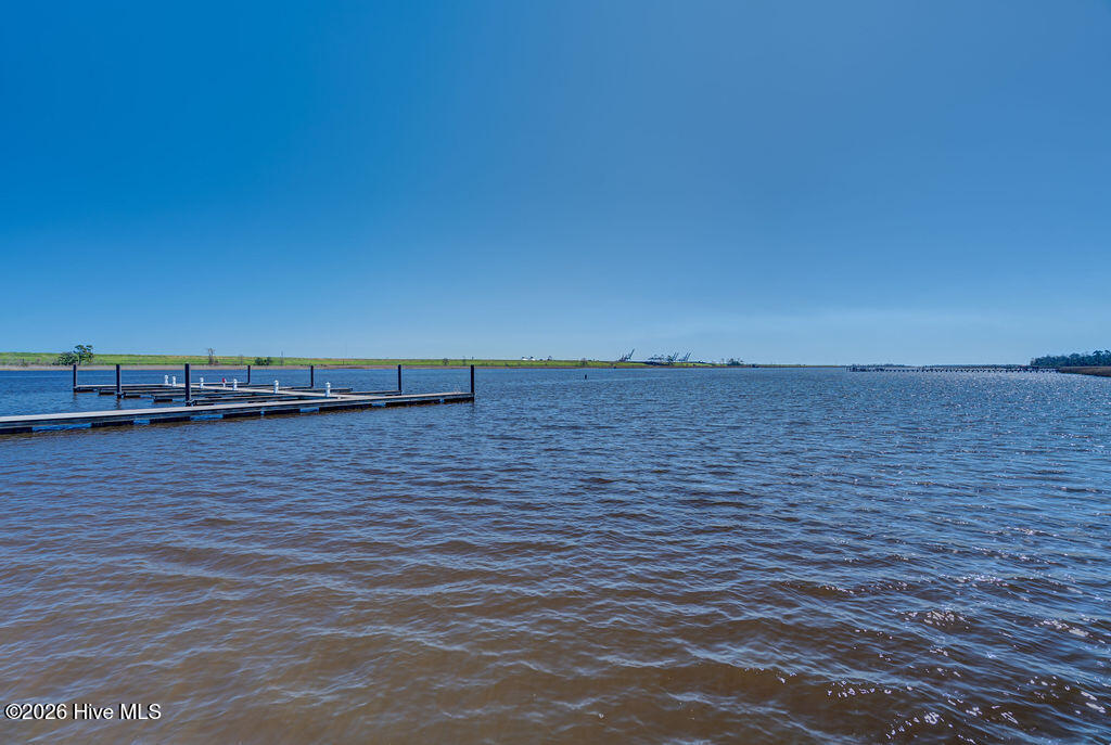 412 Esthwaite Drive SE