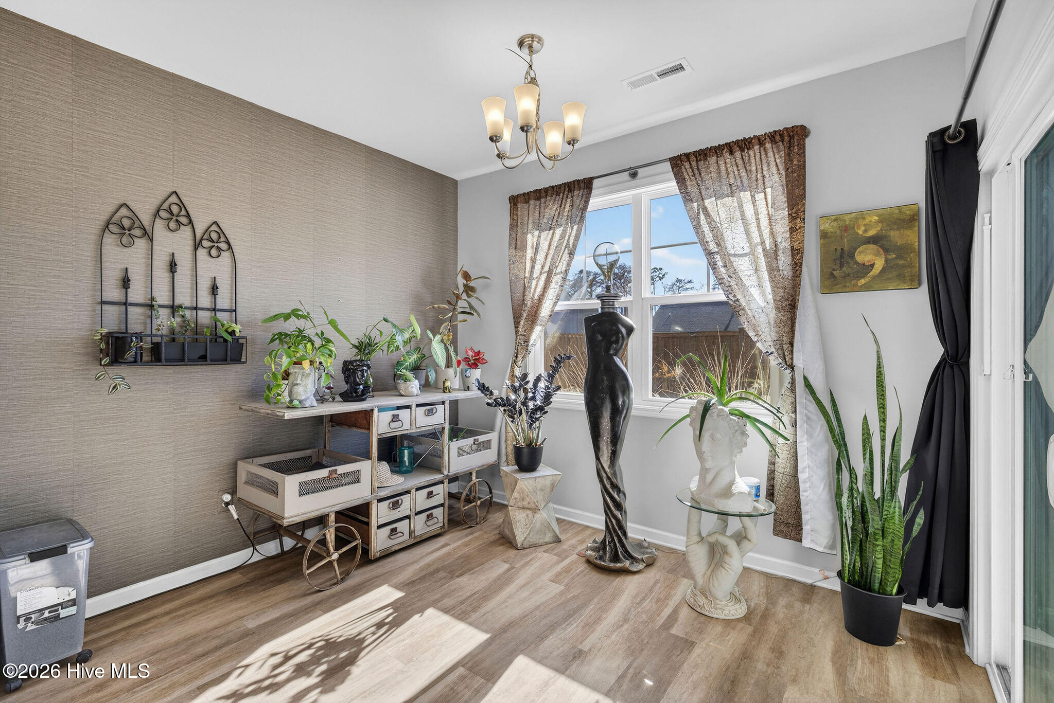 412 Esthwaite Drive SE