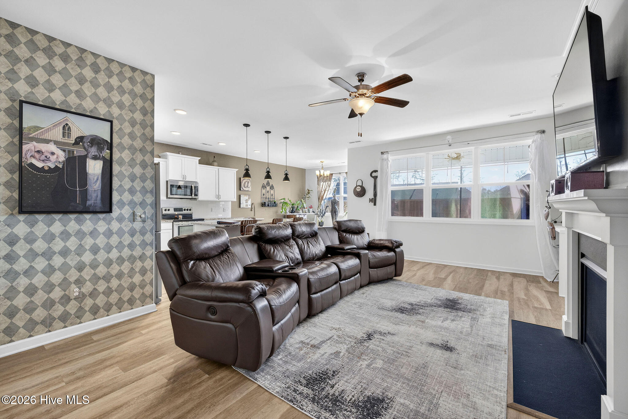 412 Esthwaite Drive SE