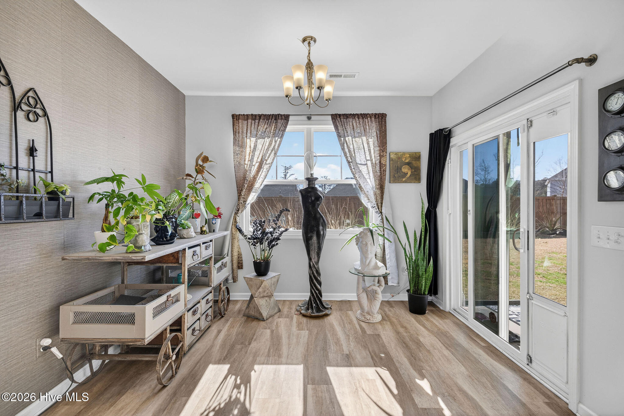 412 Esthwaite Drive SE