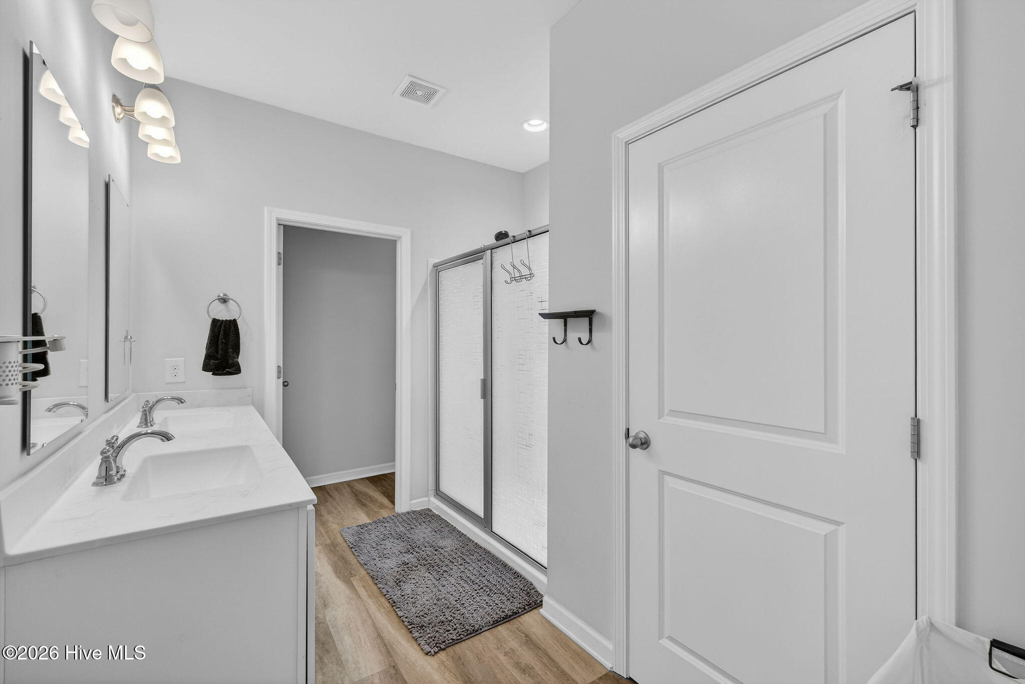 412 Esthwaite Drive SE