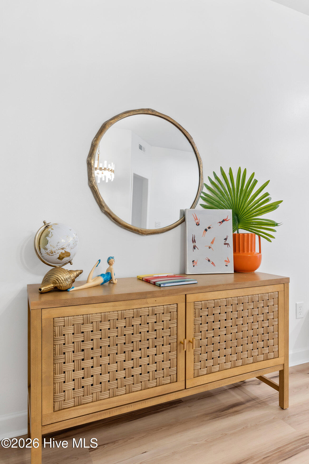 4220 Wilshire Boulevard 204