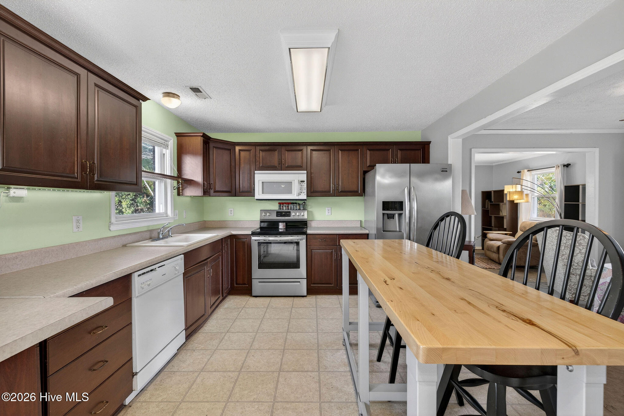 539 Cathay Road