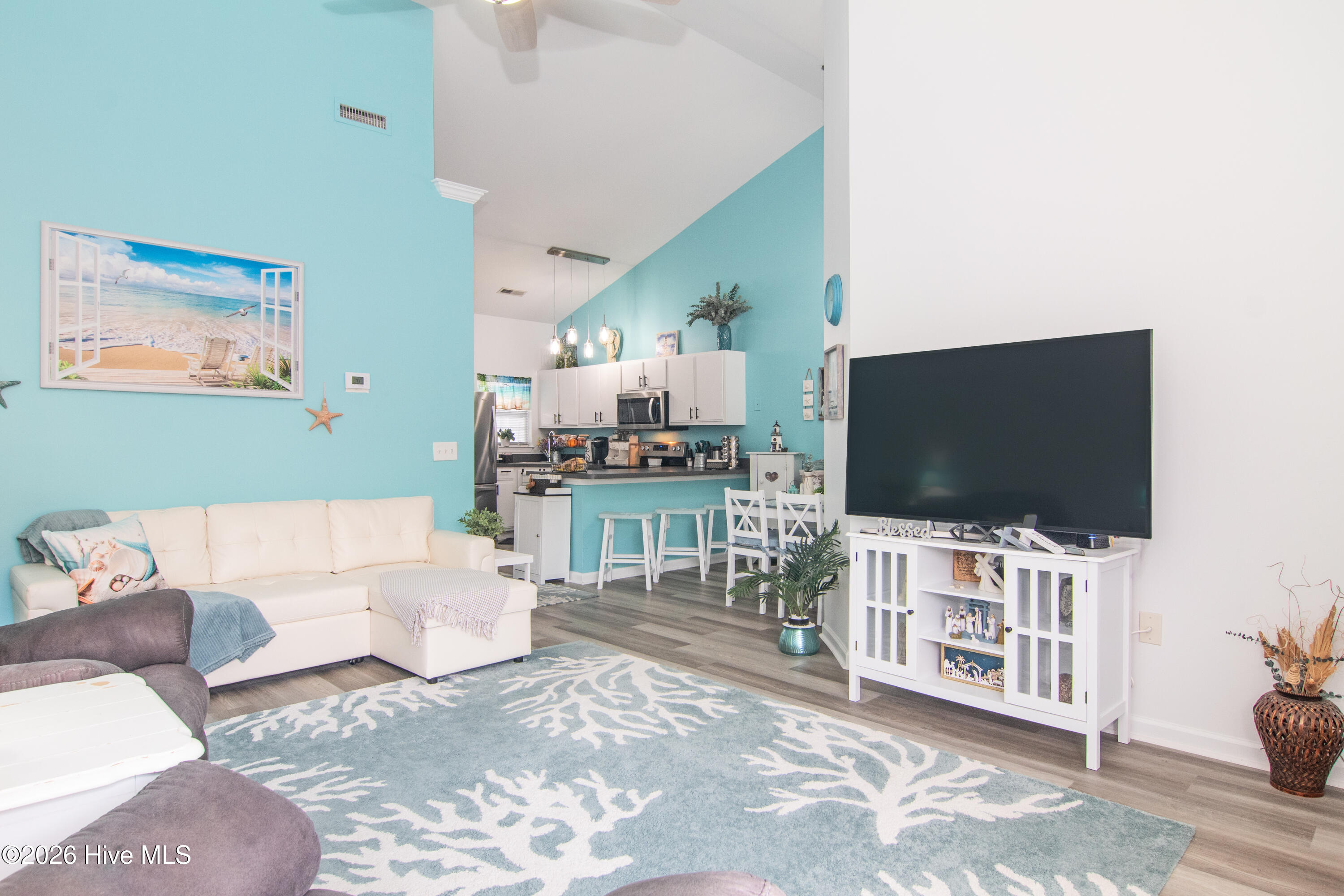 216 Eucalyptus Lane