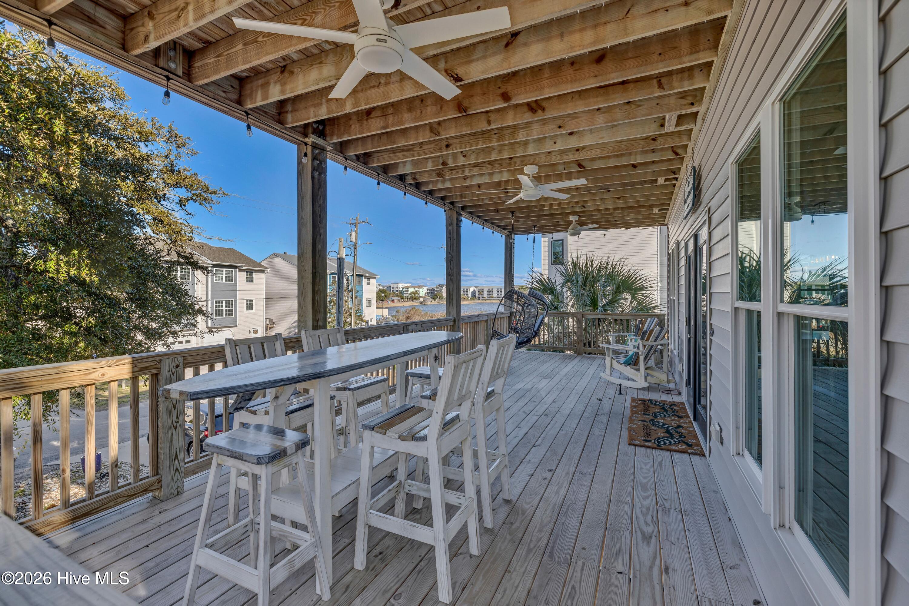305 Columbia Avenue