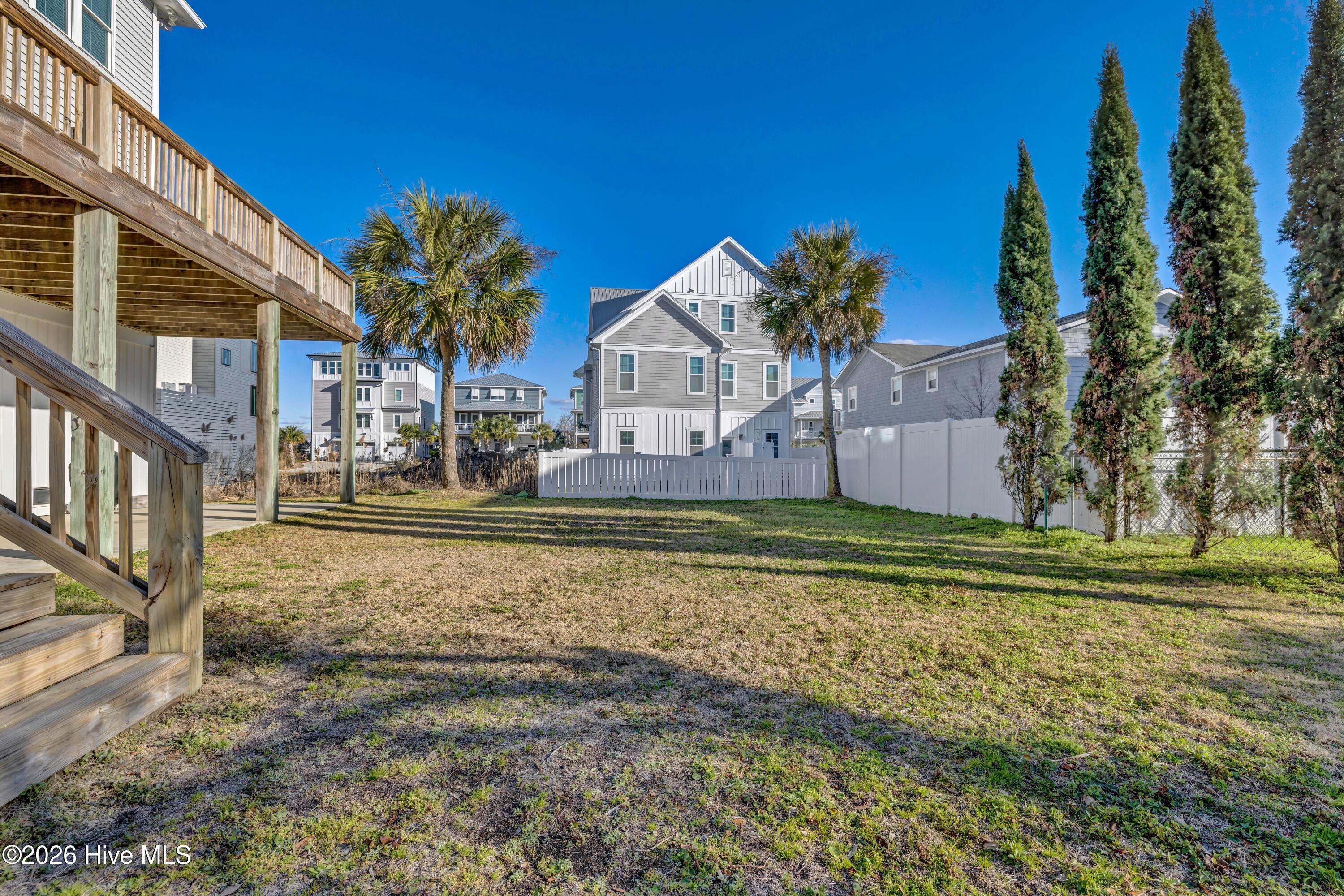 305 Columbia Avenue