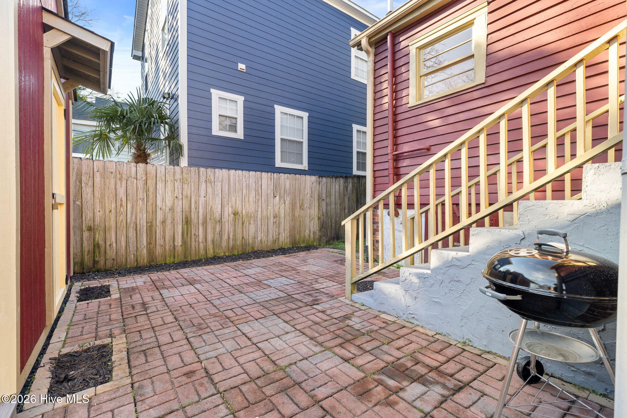 113 S 8th Street