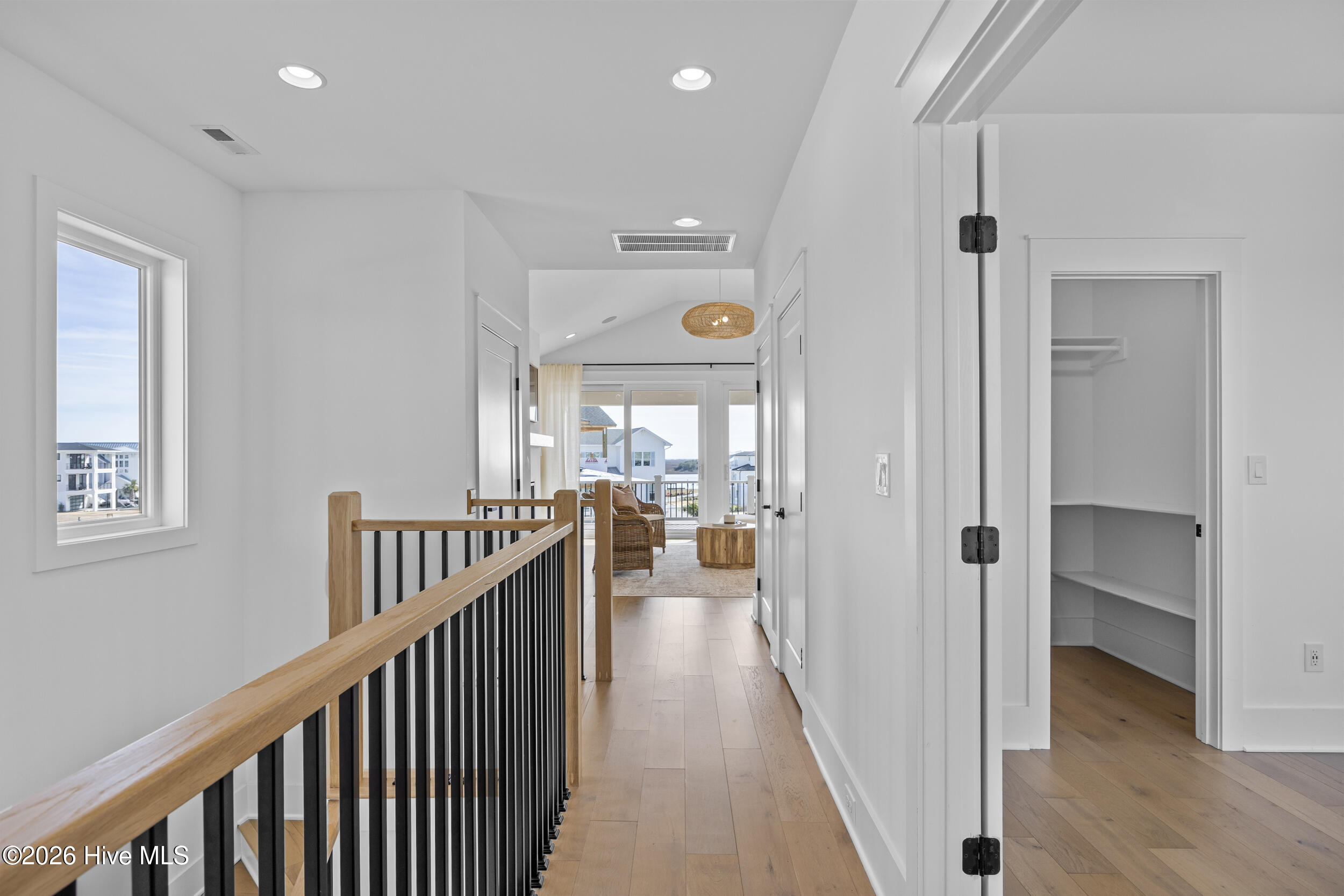 11 Amidships Lane