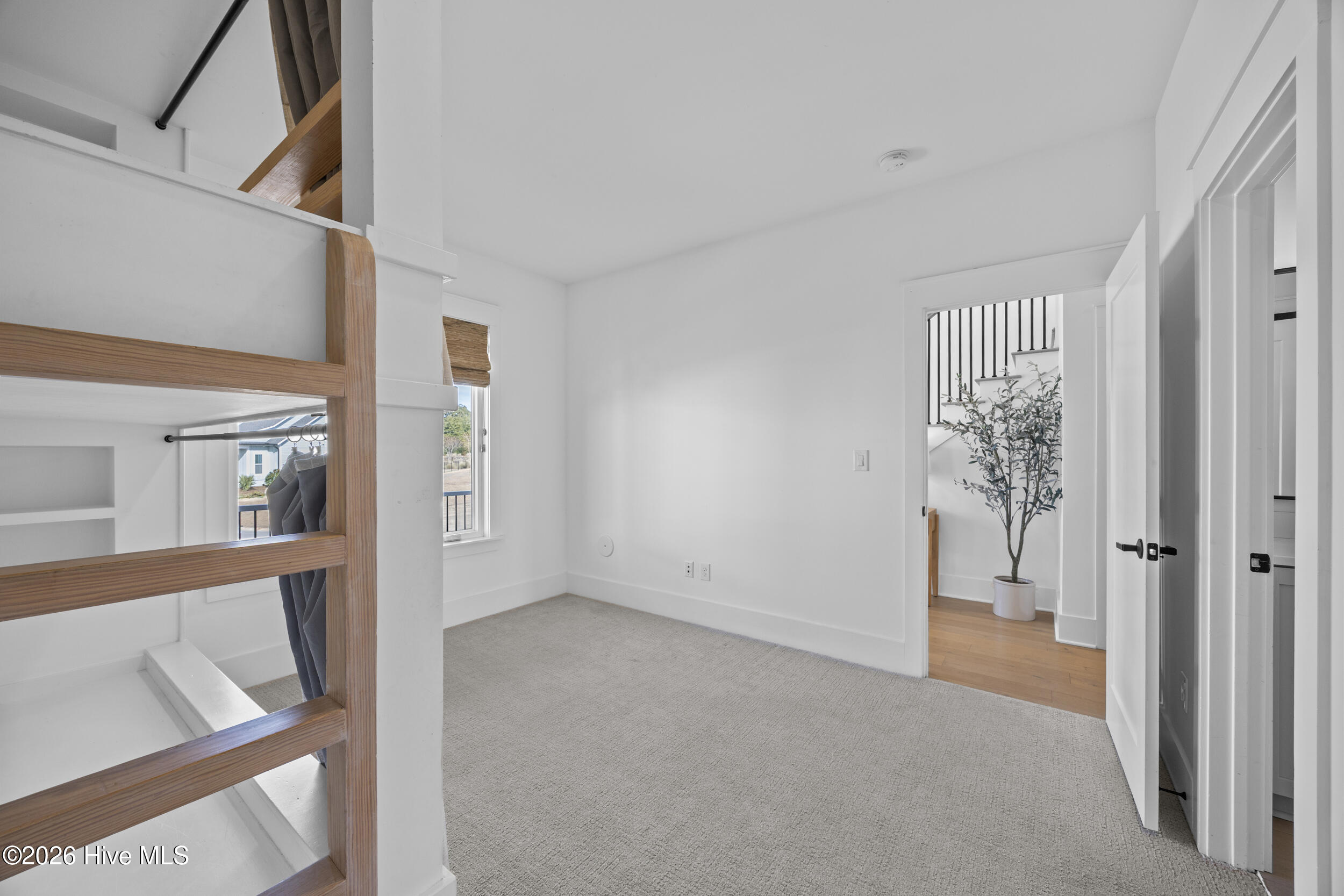 11 Amidships Lane