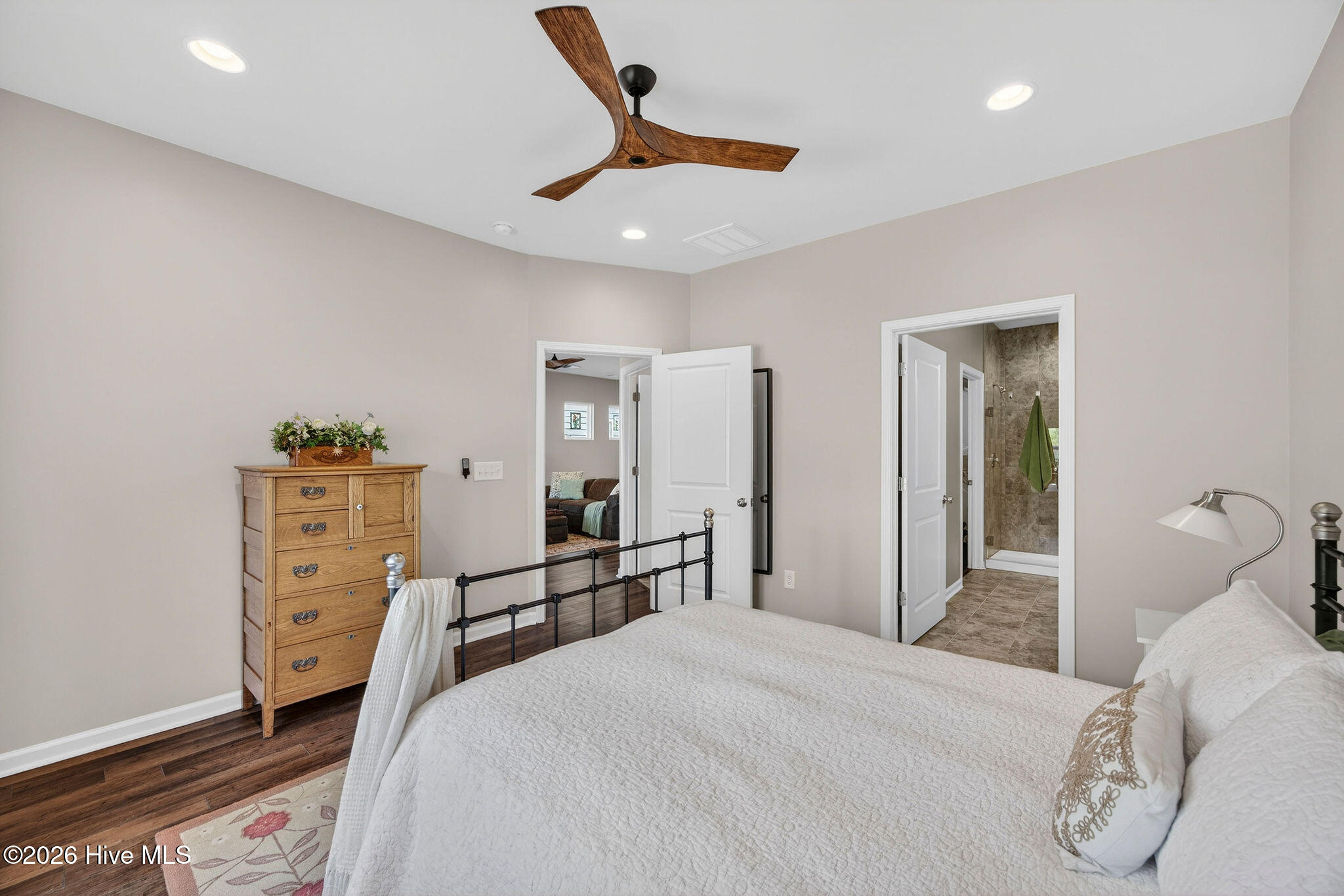 3166 Laughing Gull Terrace