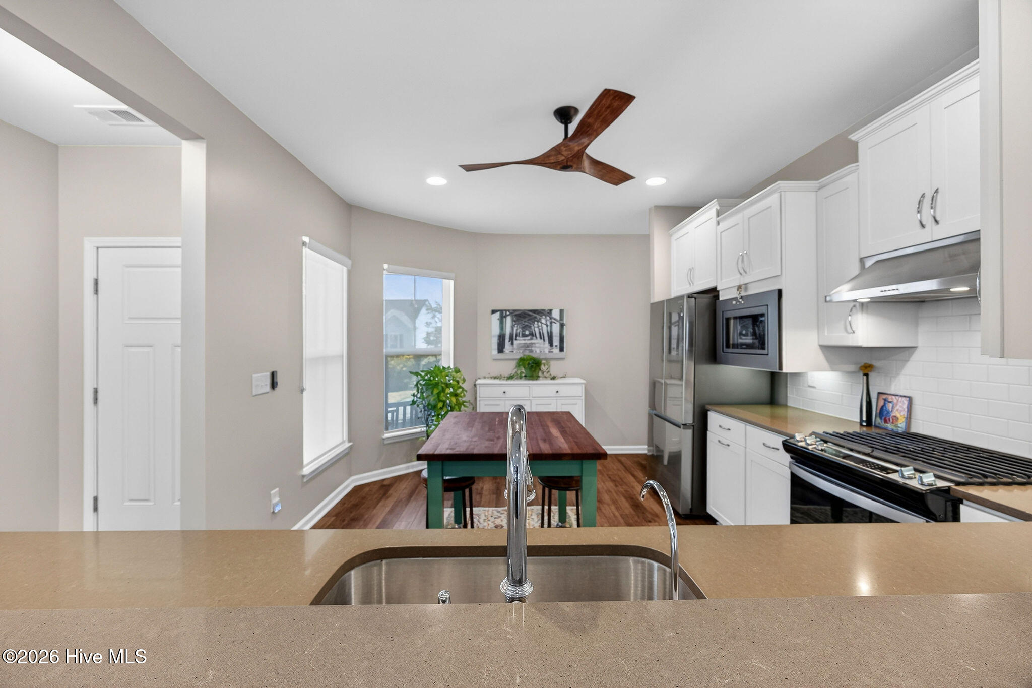 3166 Laughing Gull Terrace