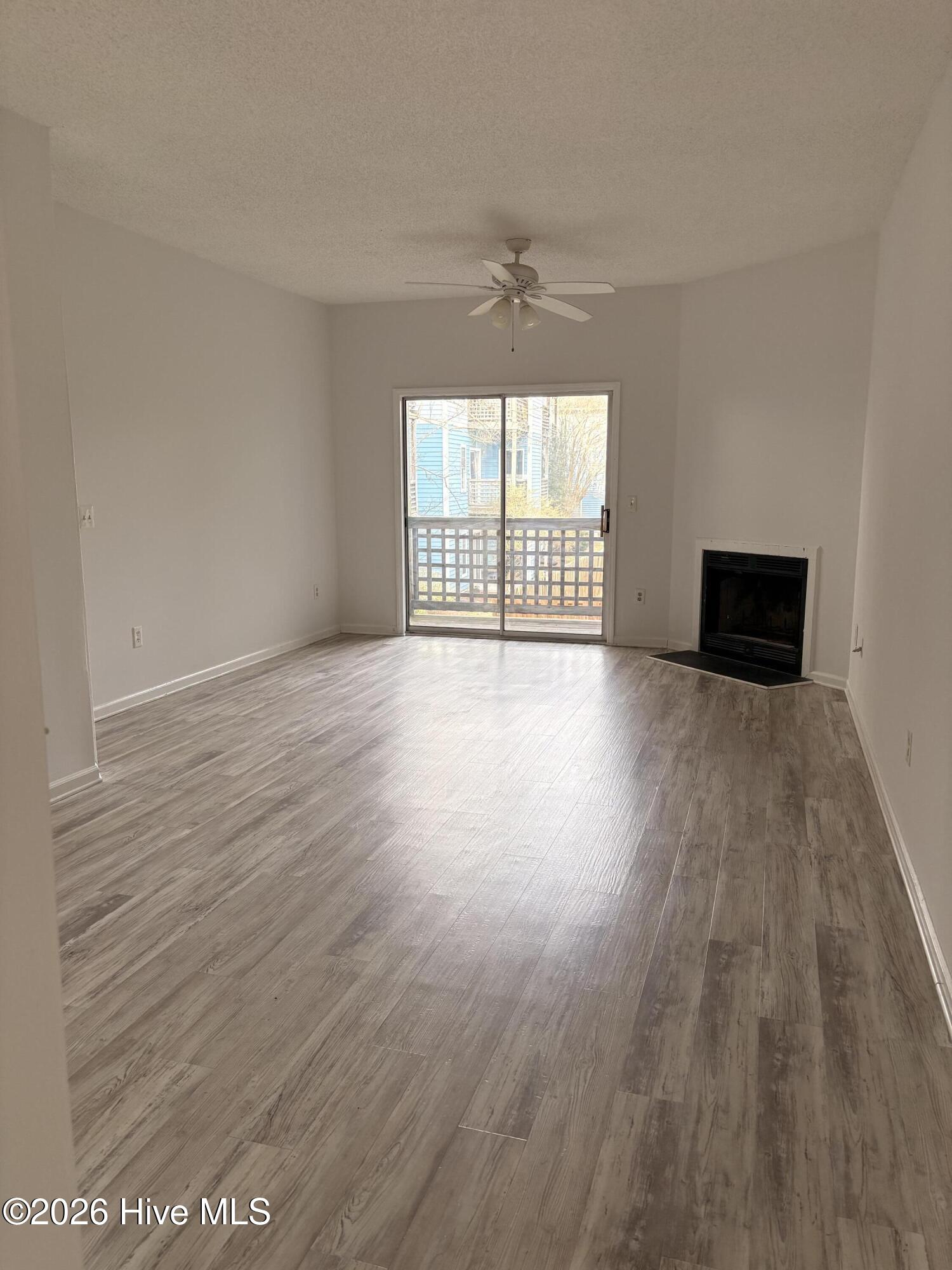 4220 Wilshire Boulevard 203