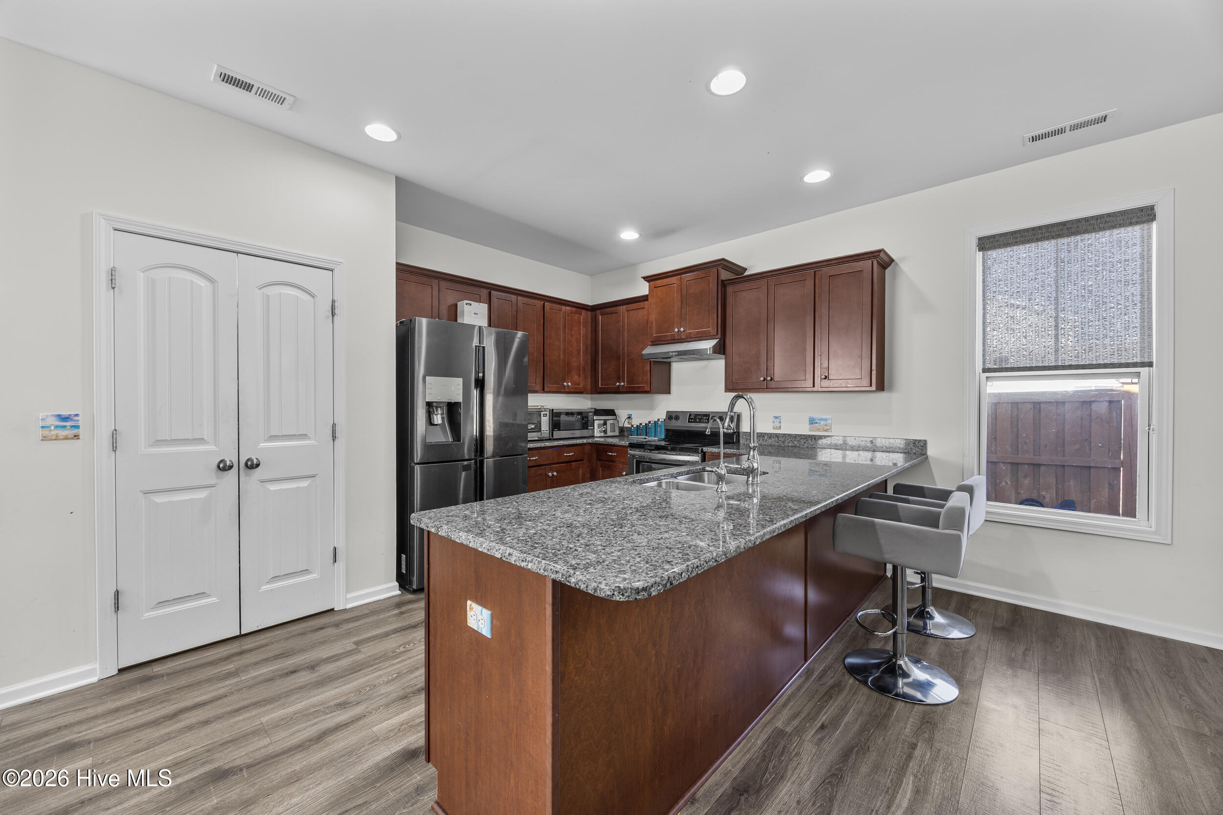 6529 Woodlee Lane