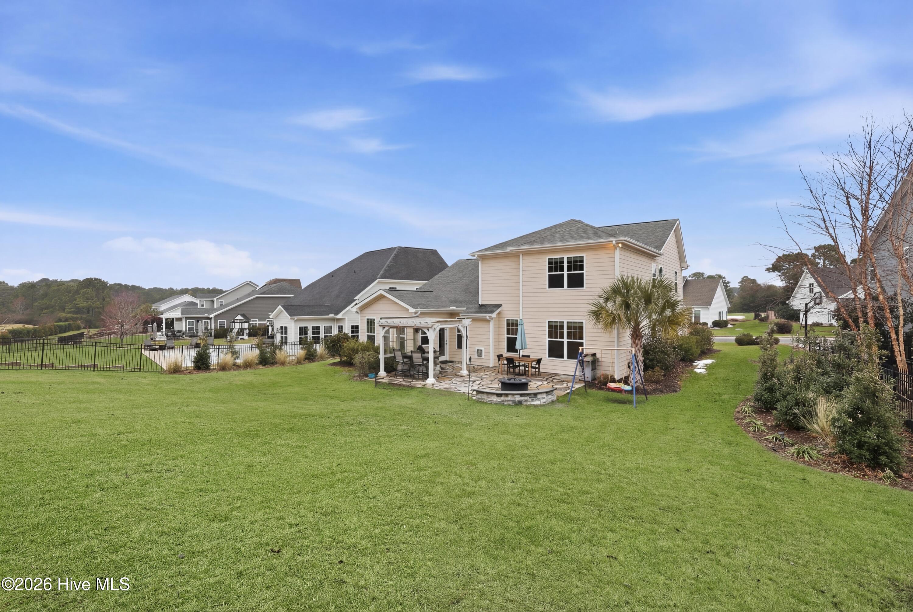 436 Island End Court