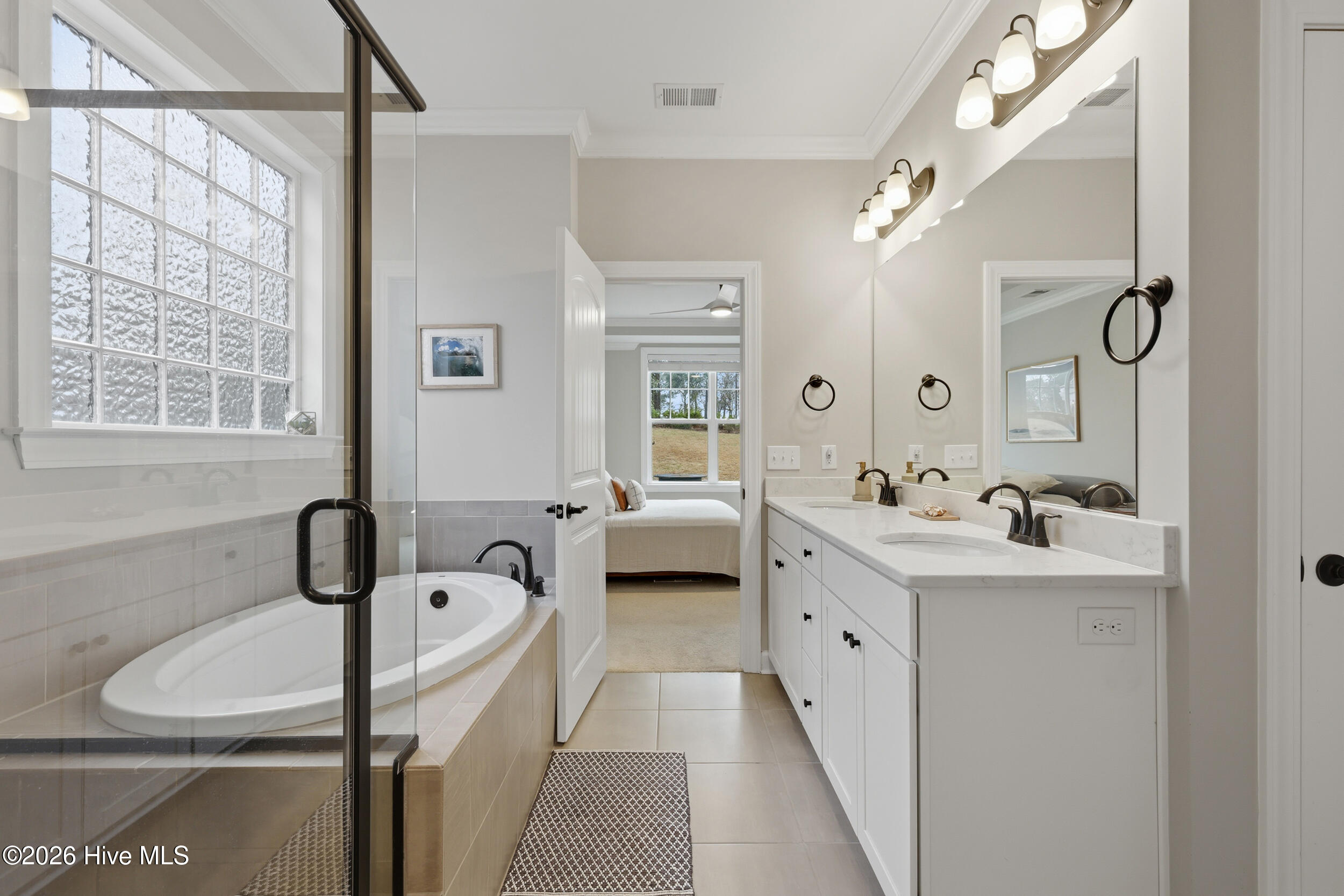 436 Island End Court