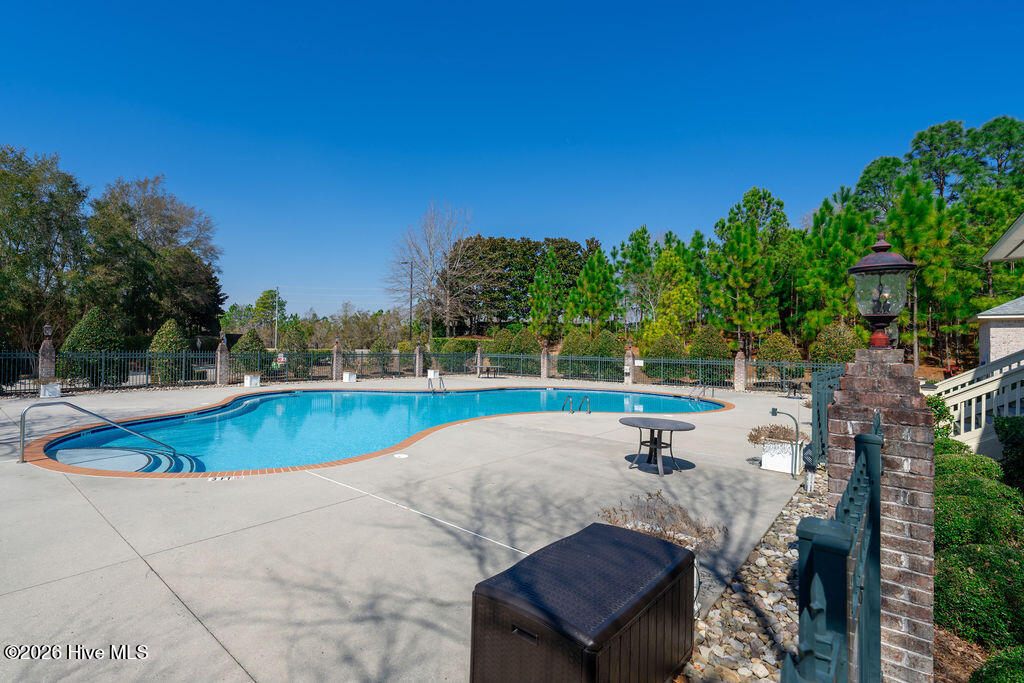 436 Island End Court