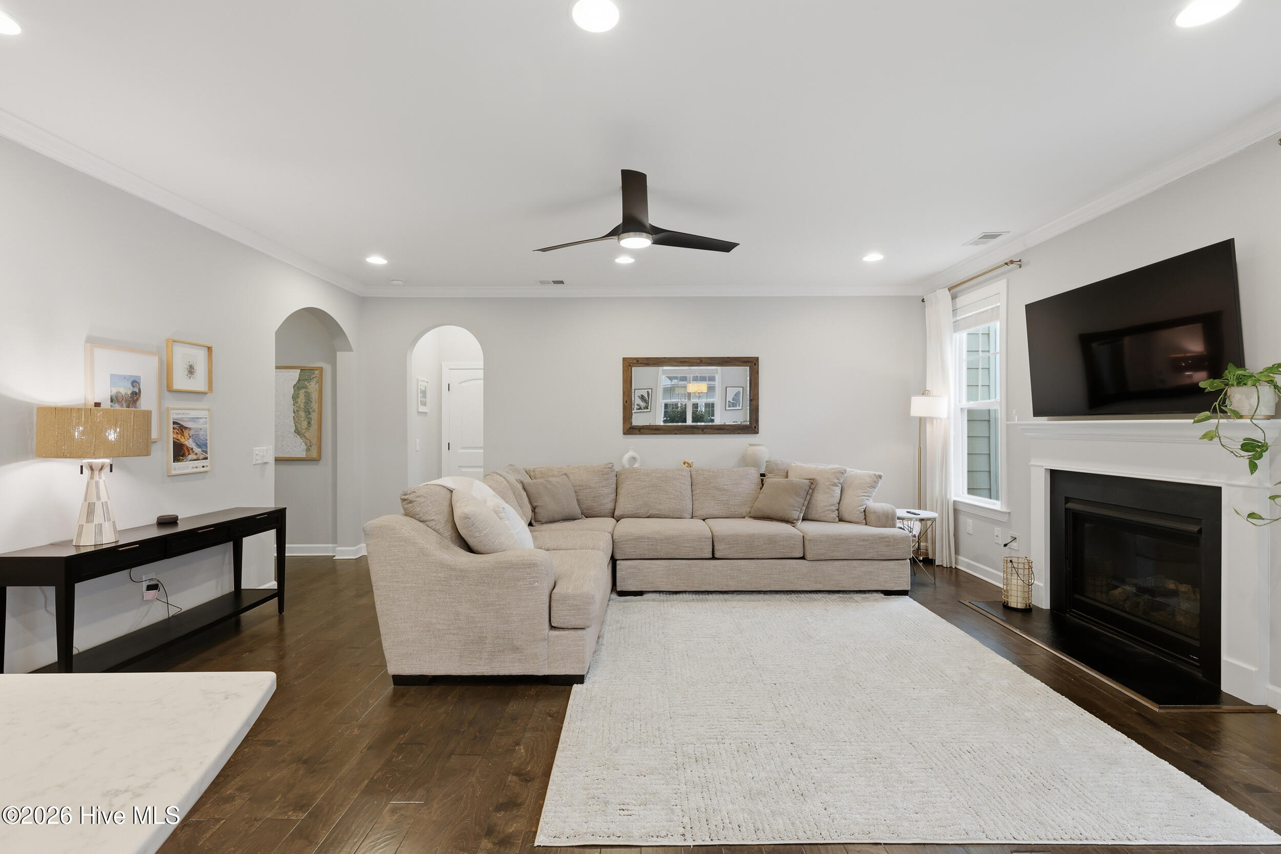 436 Island End Court