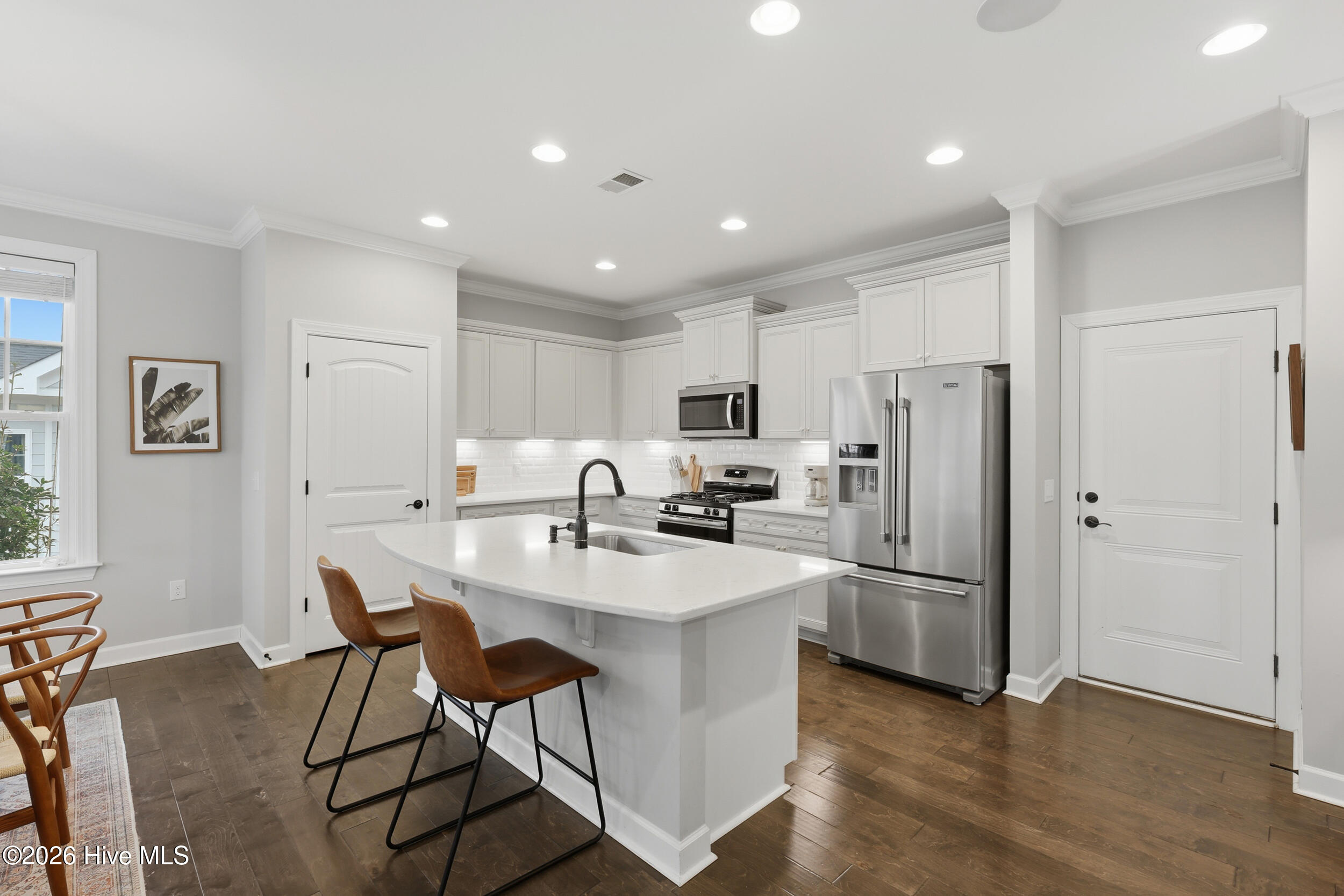 436 Island End Court