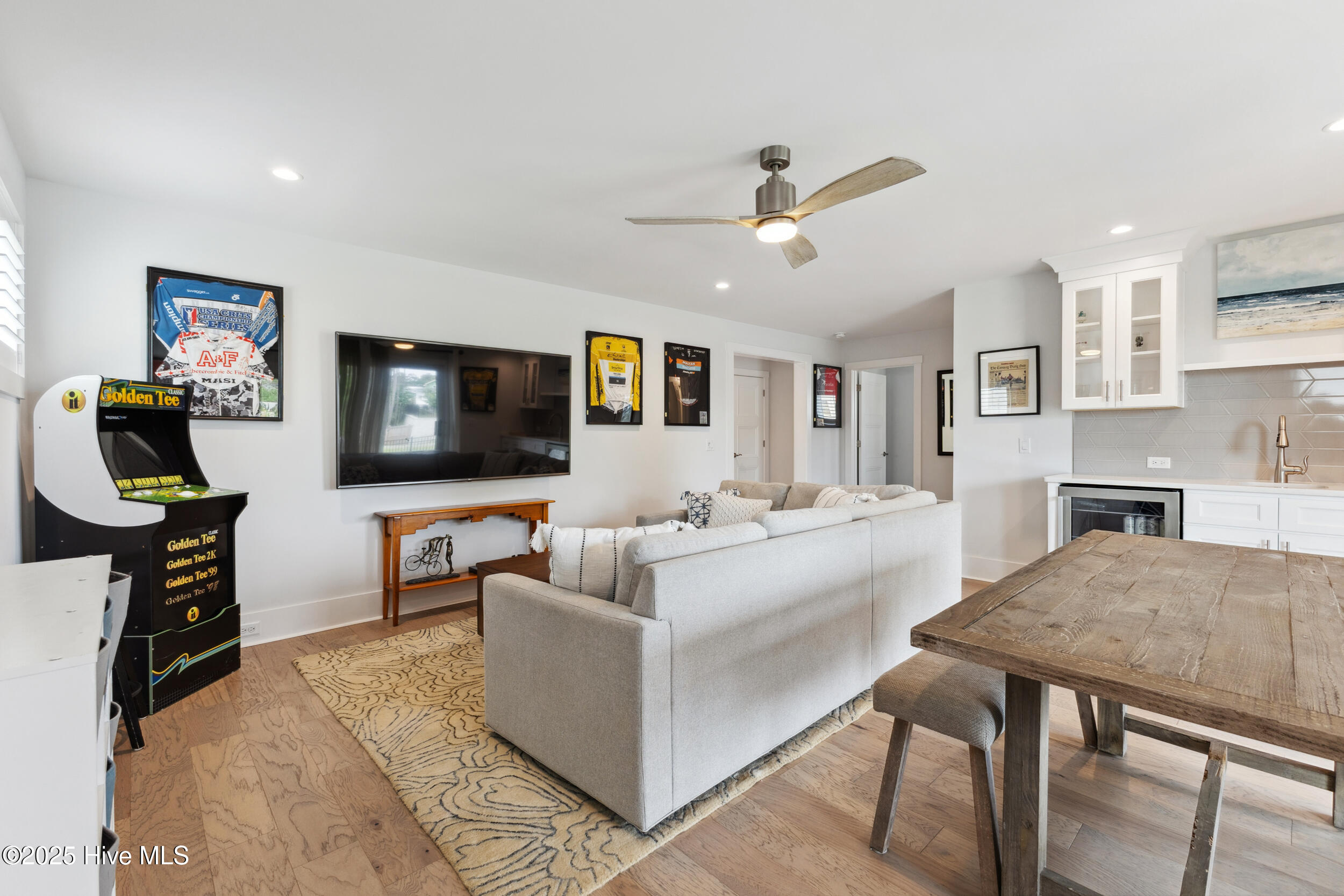 729 Waterstone Drive