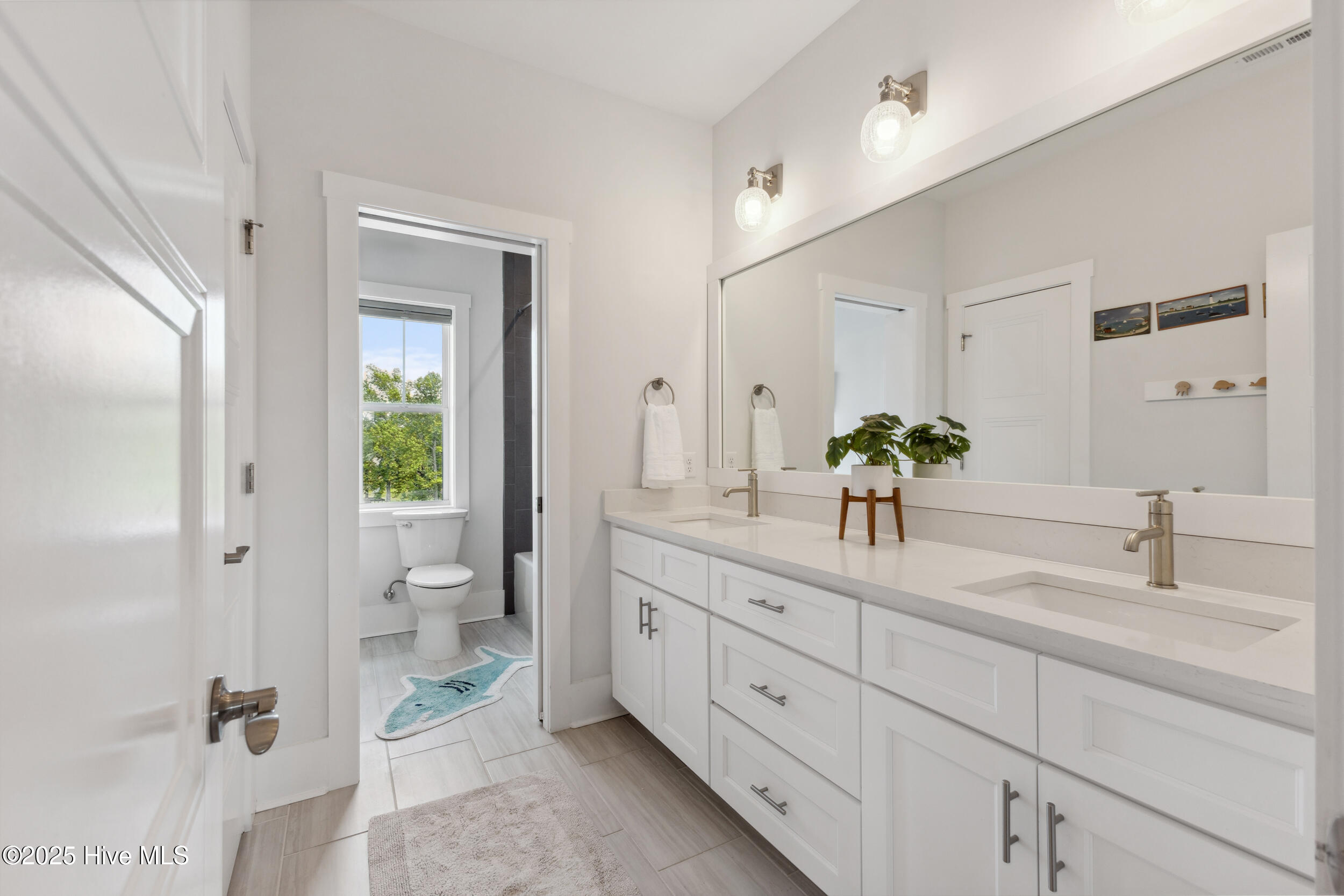 729 Waterstone Drive