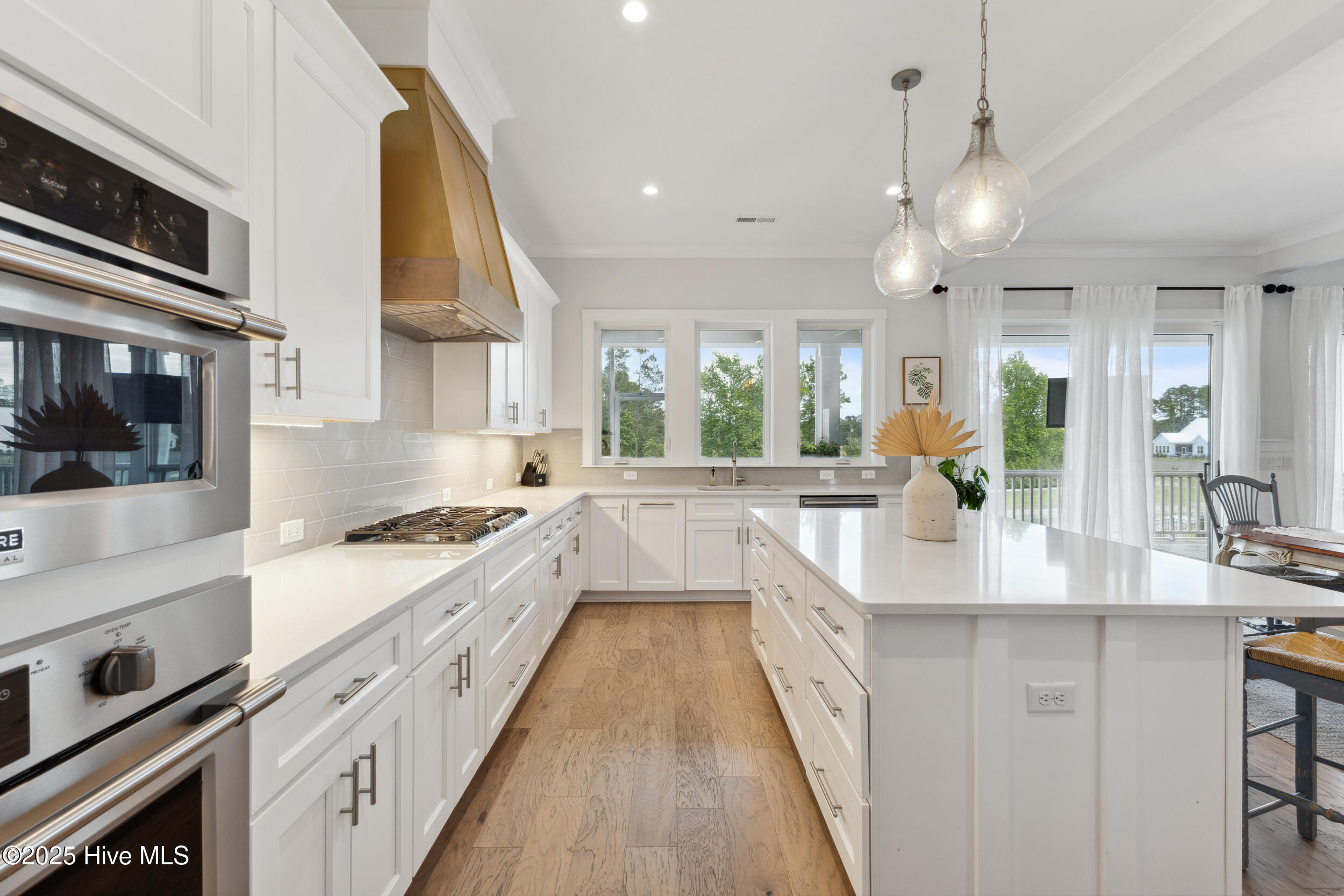 729 Waterstone Drive