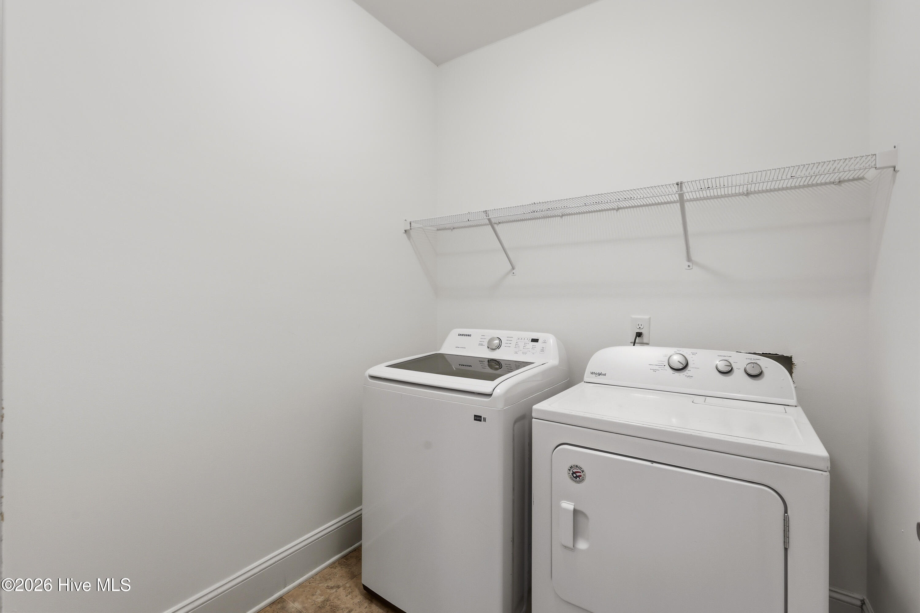 5416 Andrews Reach Loop