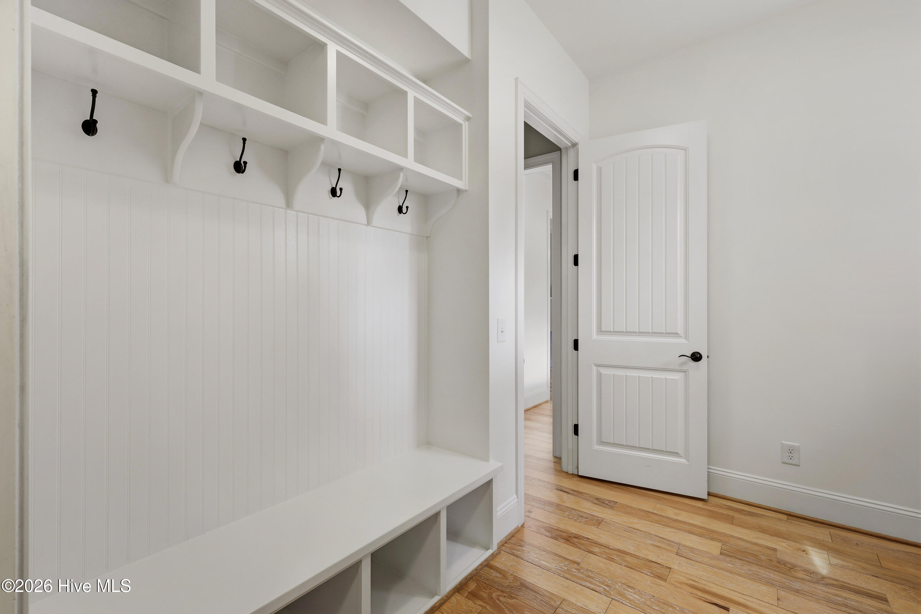 5416 Andrews Reach Loop