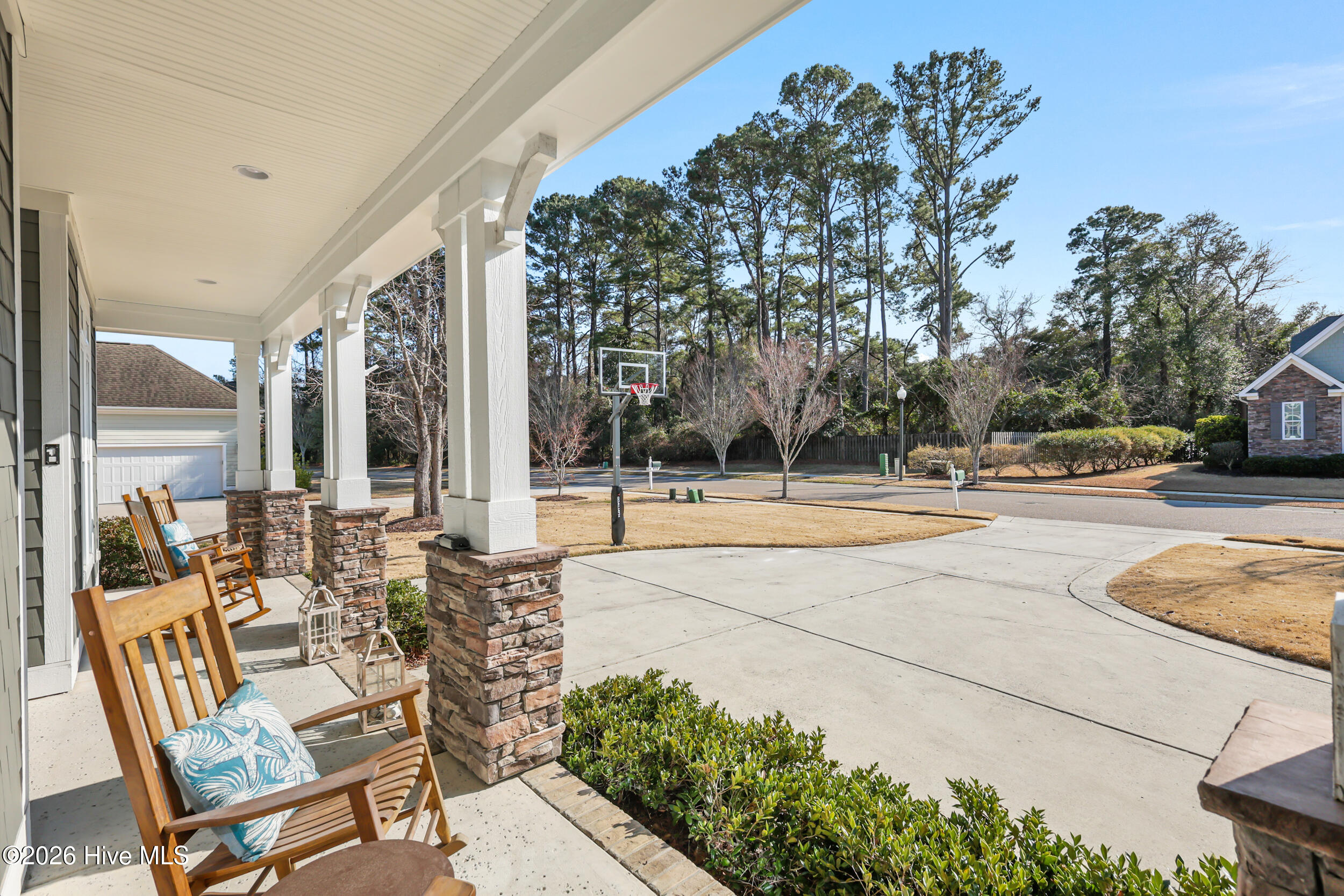 5416 Andrews Reach Loop