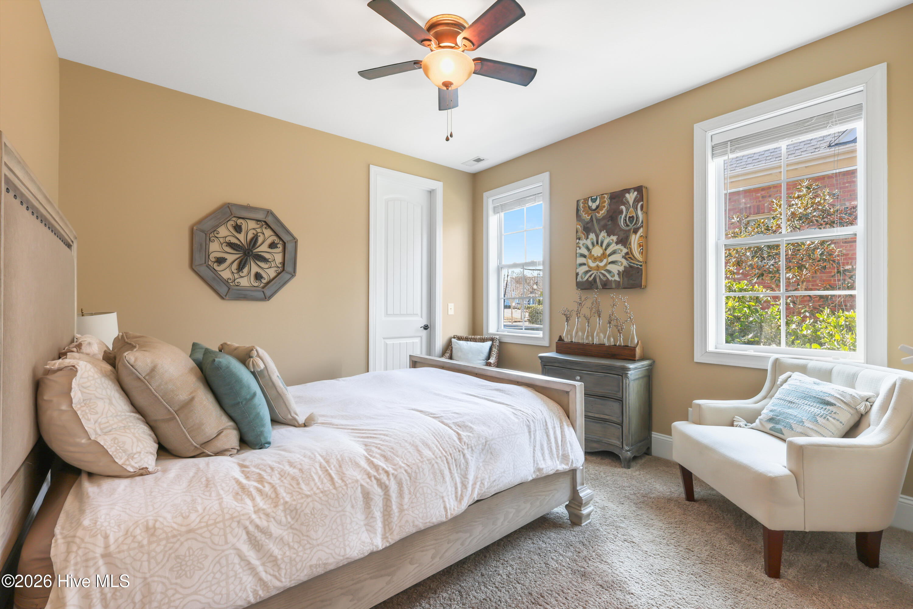 5416 Andrews Reach Loop