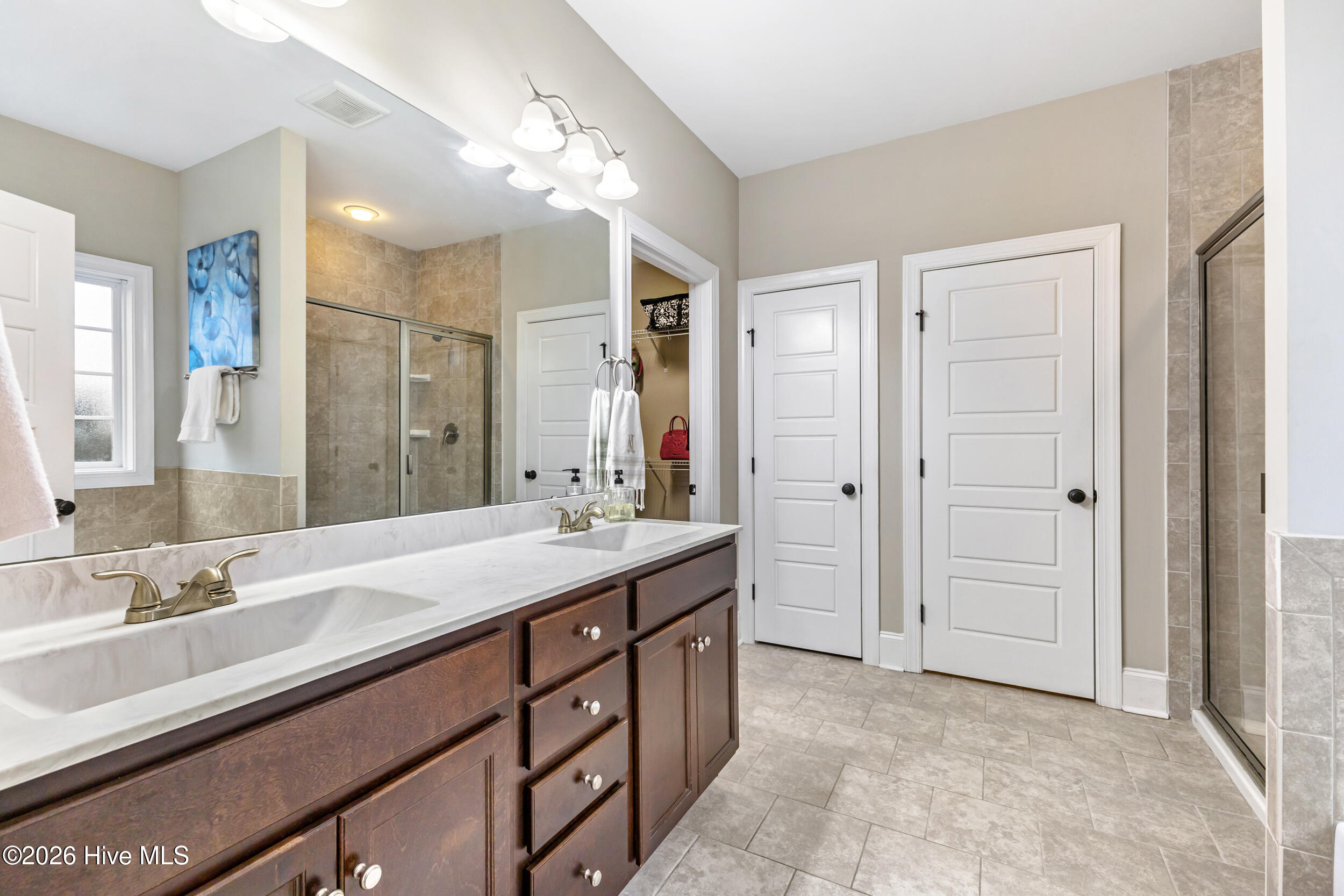 346 Hanover Lakes Drive